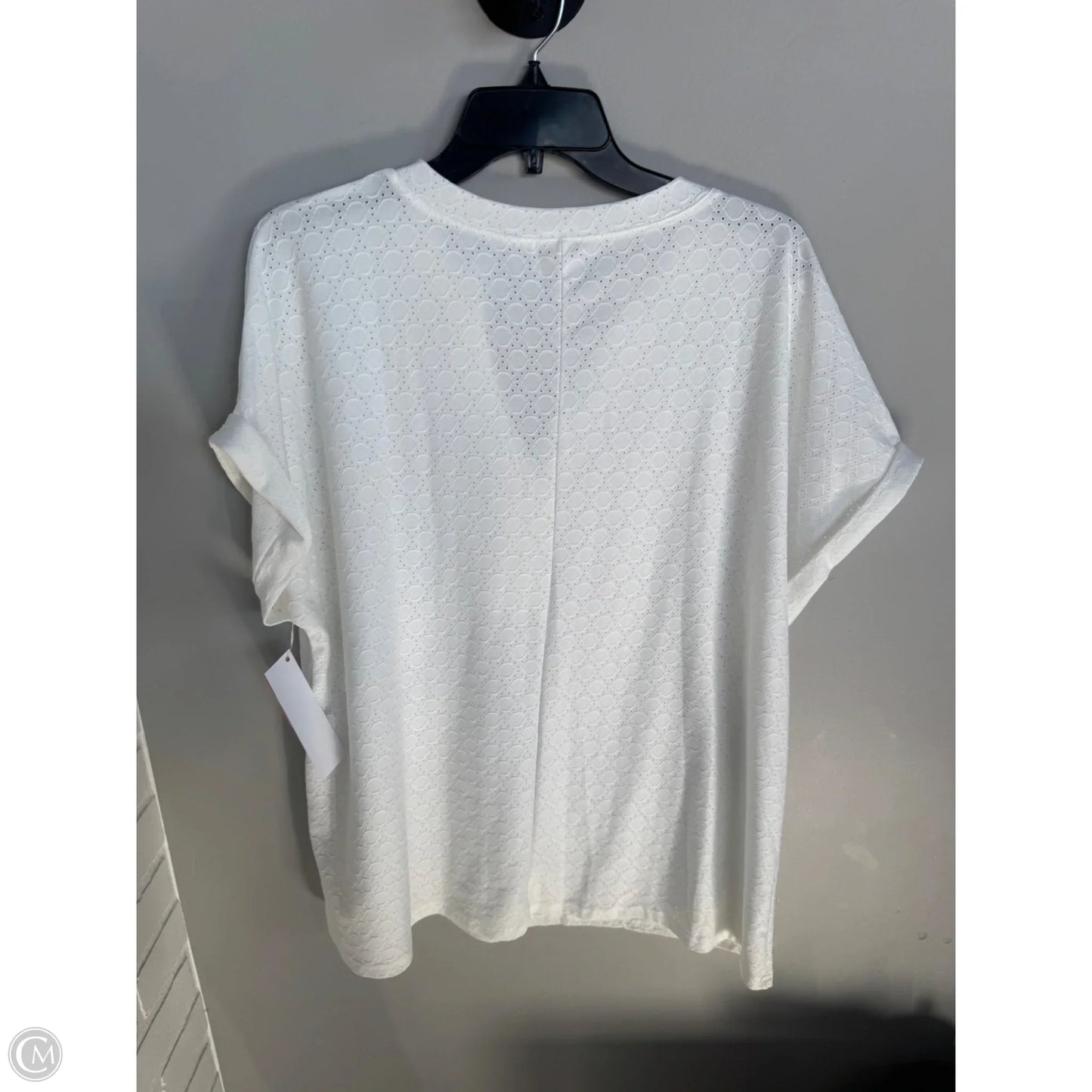 Top Short Sleeve By Cme In White, Size: 3x