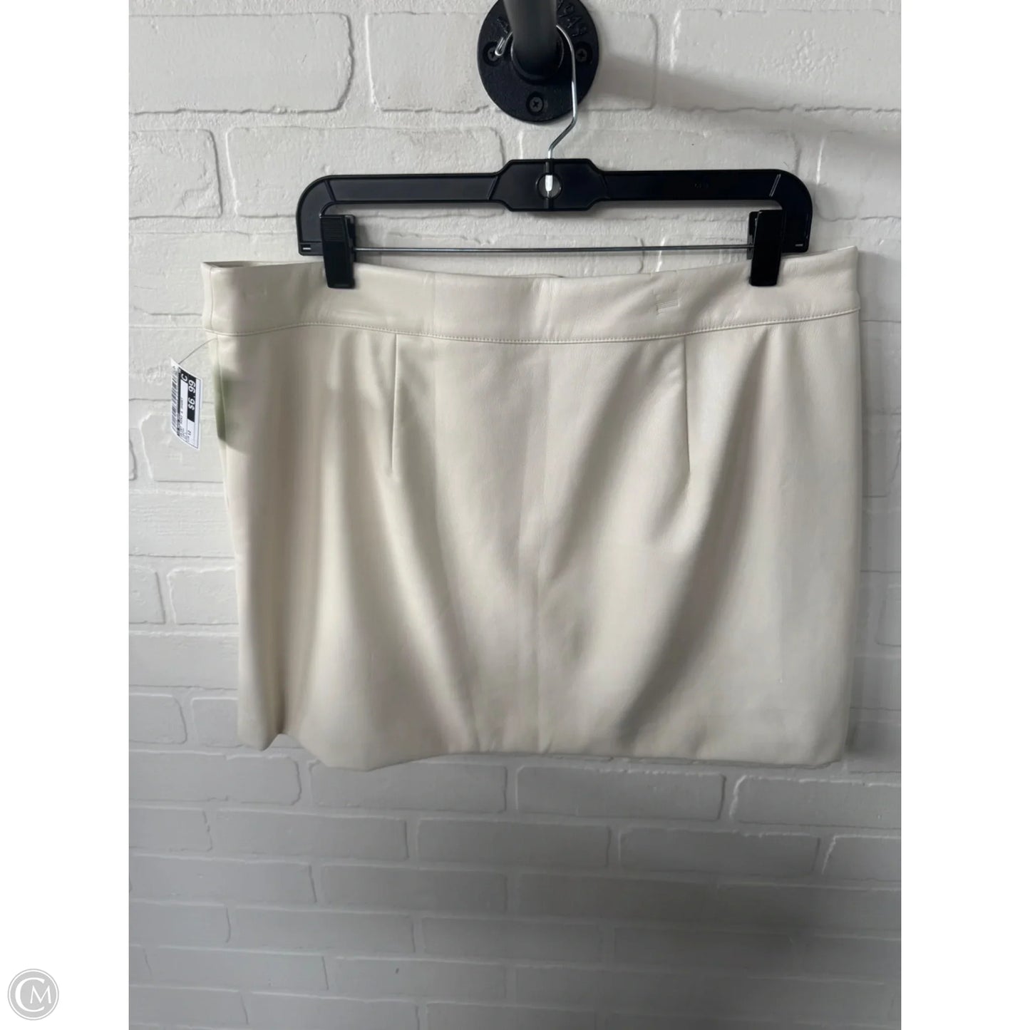 Skirt Mini & Short By A New Day In Cream, Size: 12