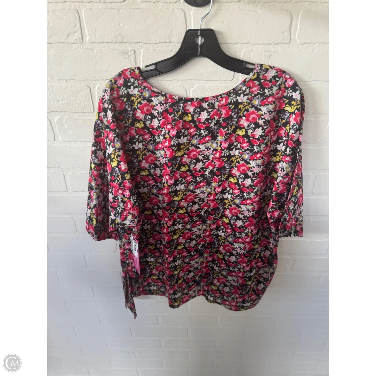 Top Short Sleeve By Clothes Mentor In Black & Red, Size: Xl