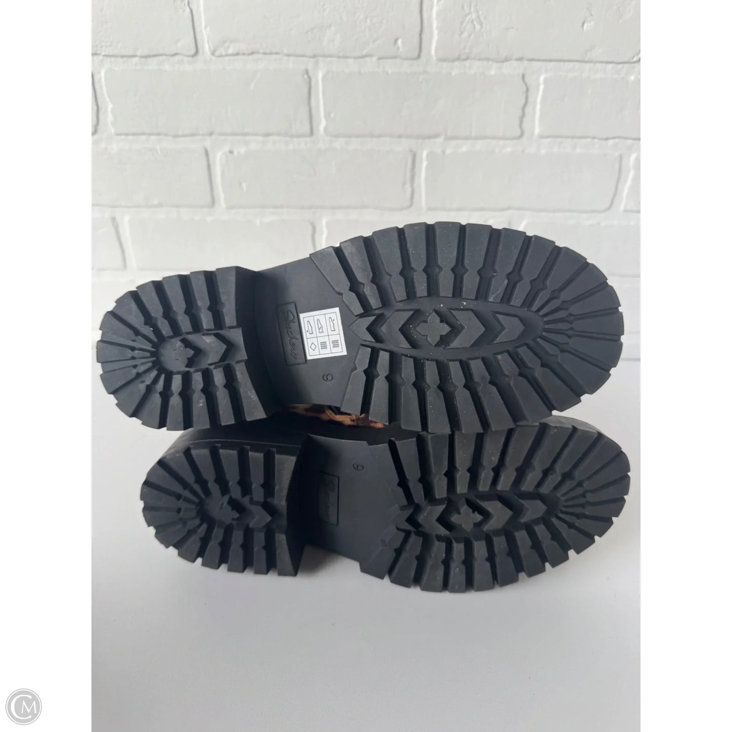 Boots Ankle Heels By Skechers In Animal Print, Size: 9