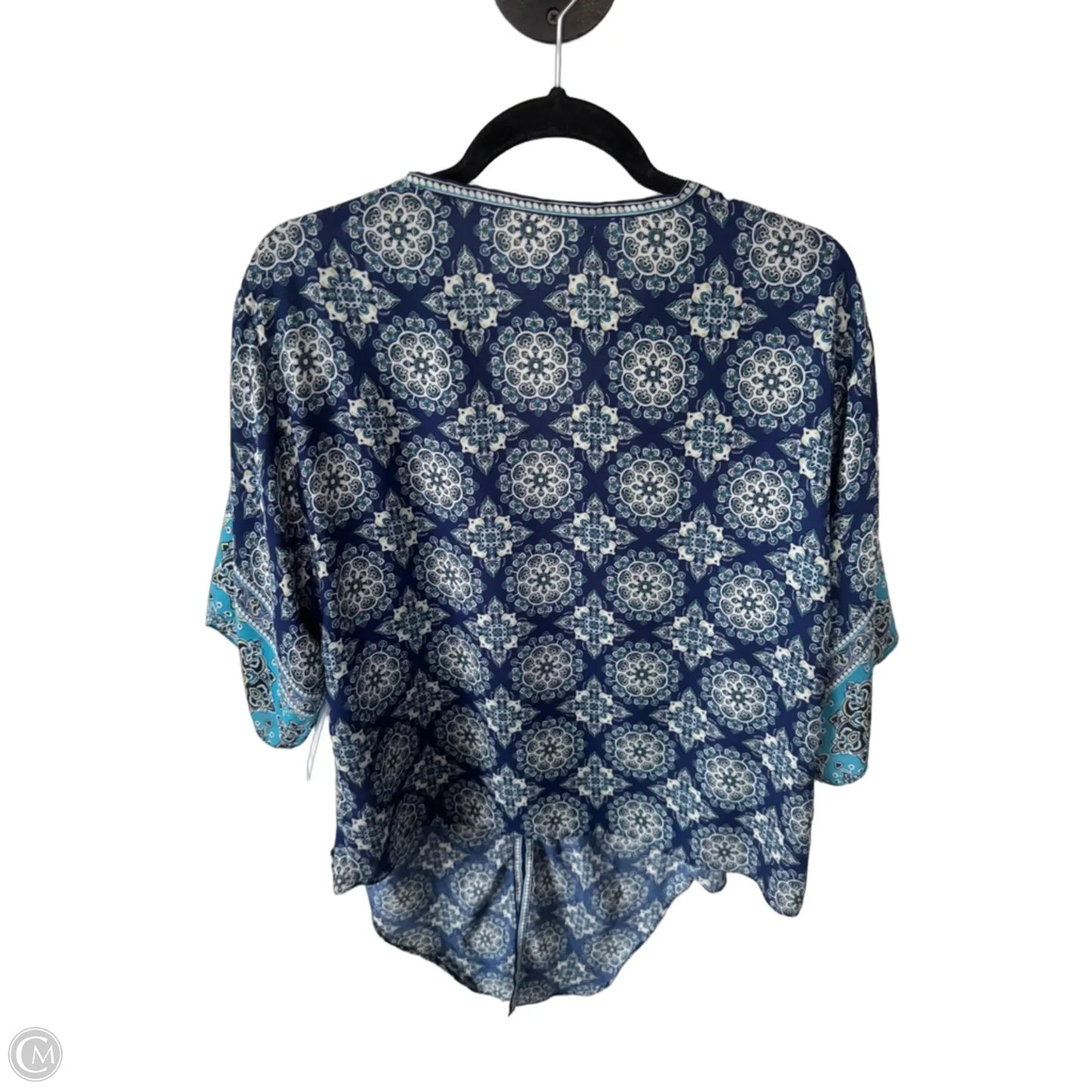 Top Short Sleeve By Max Studio In Blue & White, Size: 1x