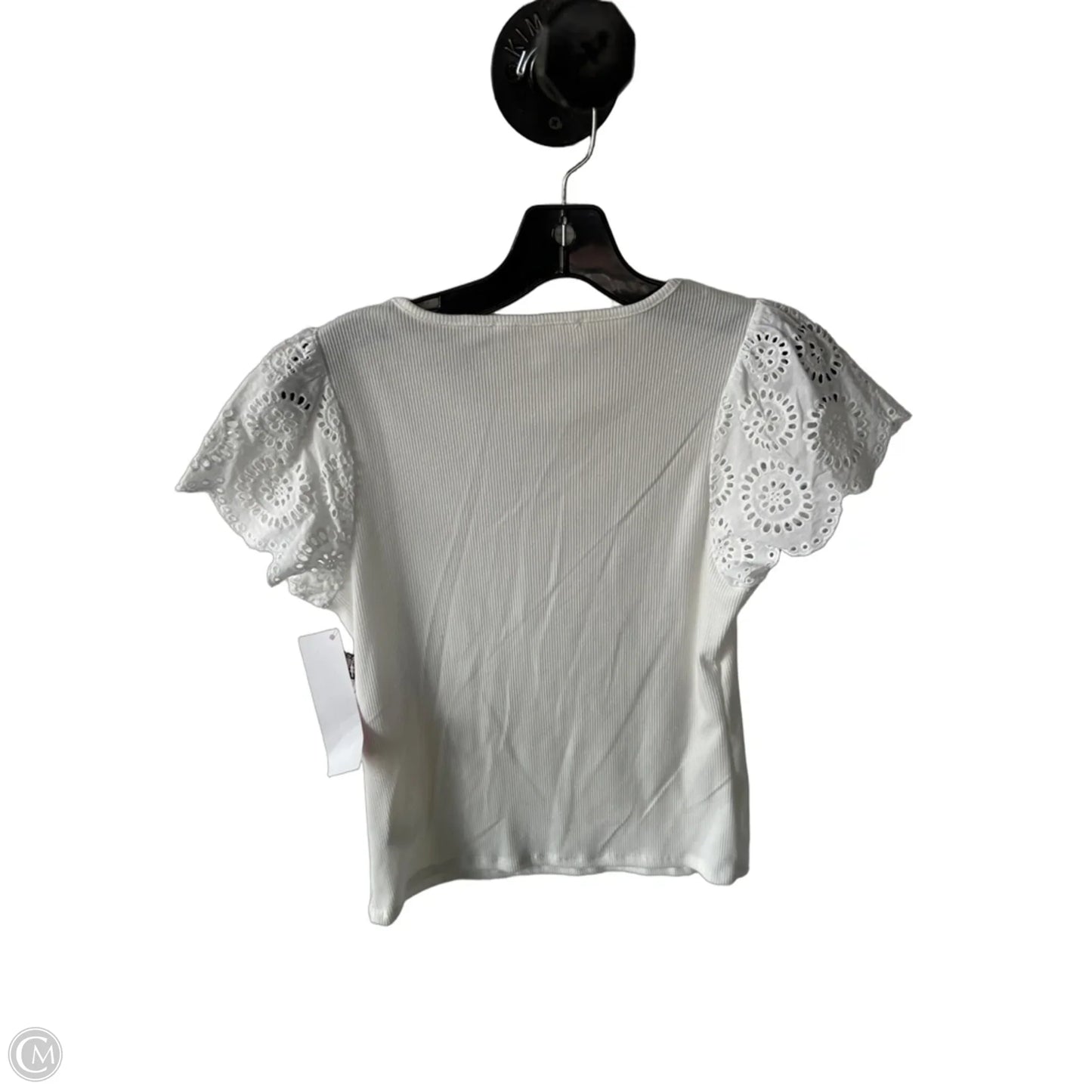Top Short Sleeve By Chelsea And Theodore In White, Size: S