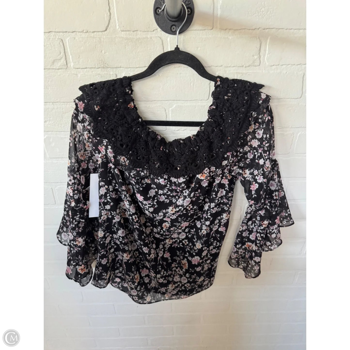 Top Long Sleeve By White House Black Market In Black & White, Size: M