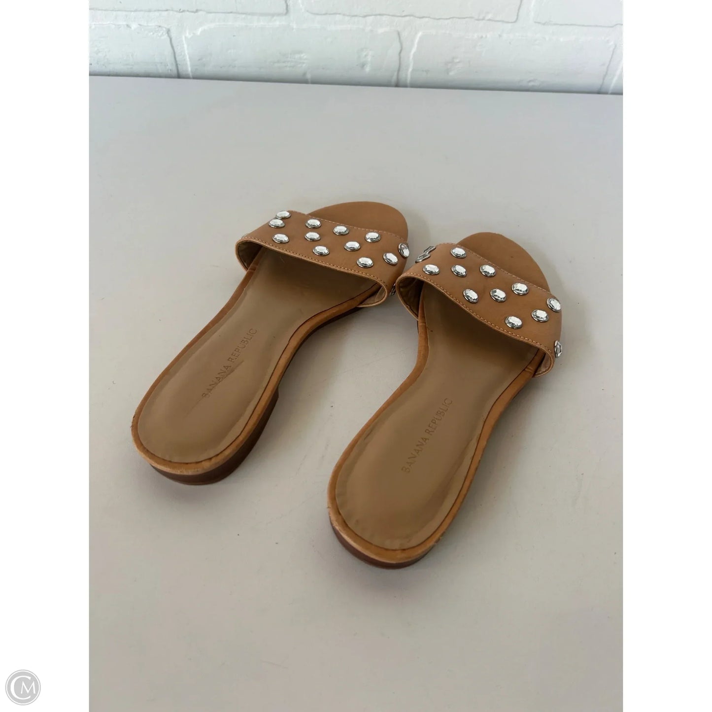 Sandals Flats By Banana Republic In Tan, Size: 5.5