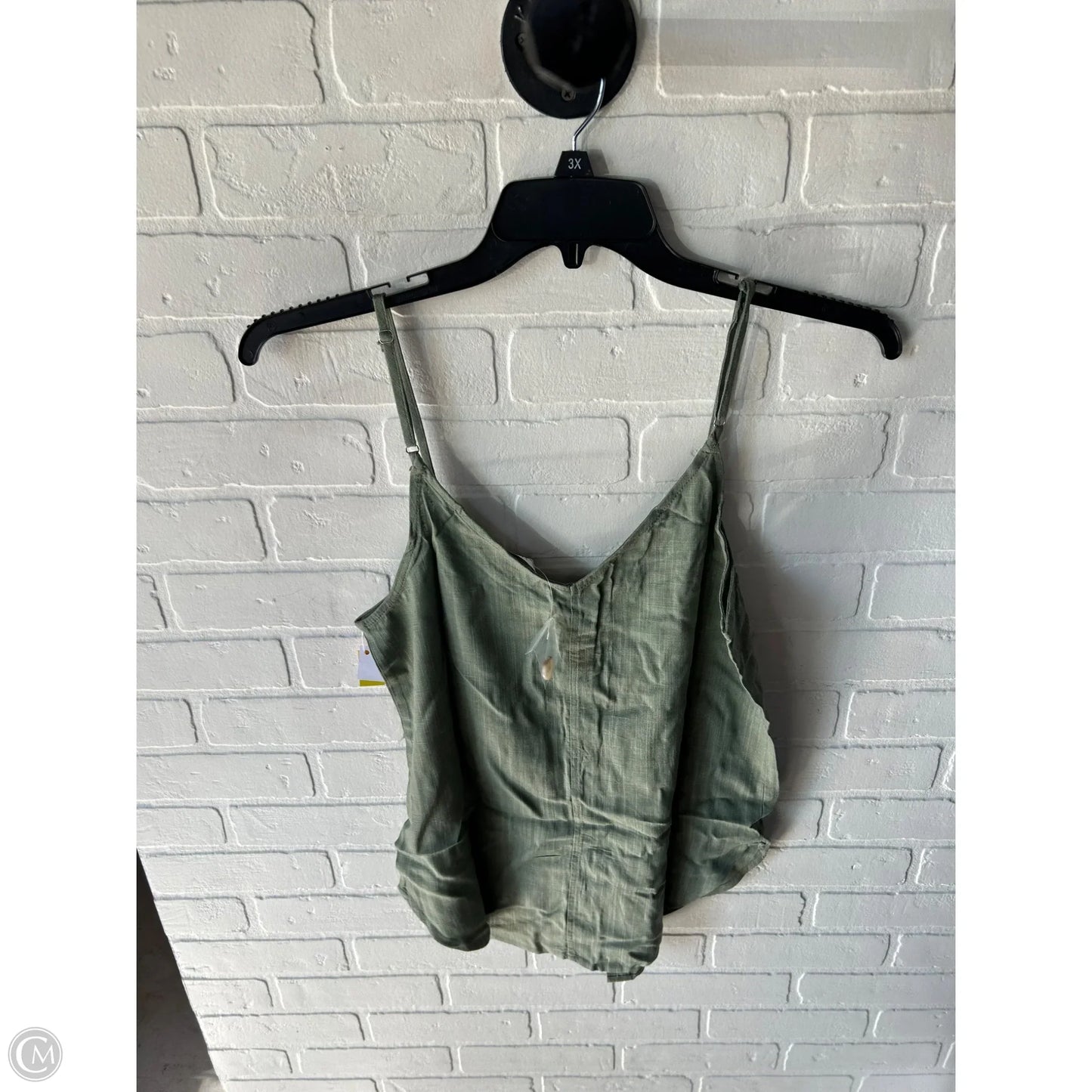 Top Sleeveless By Urban Daizy In Green, Size: M