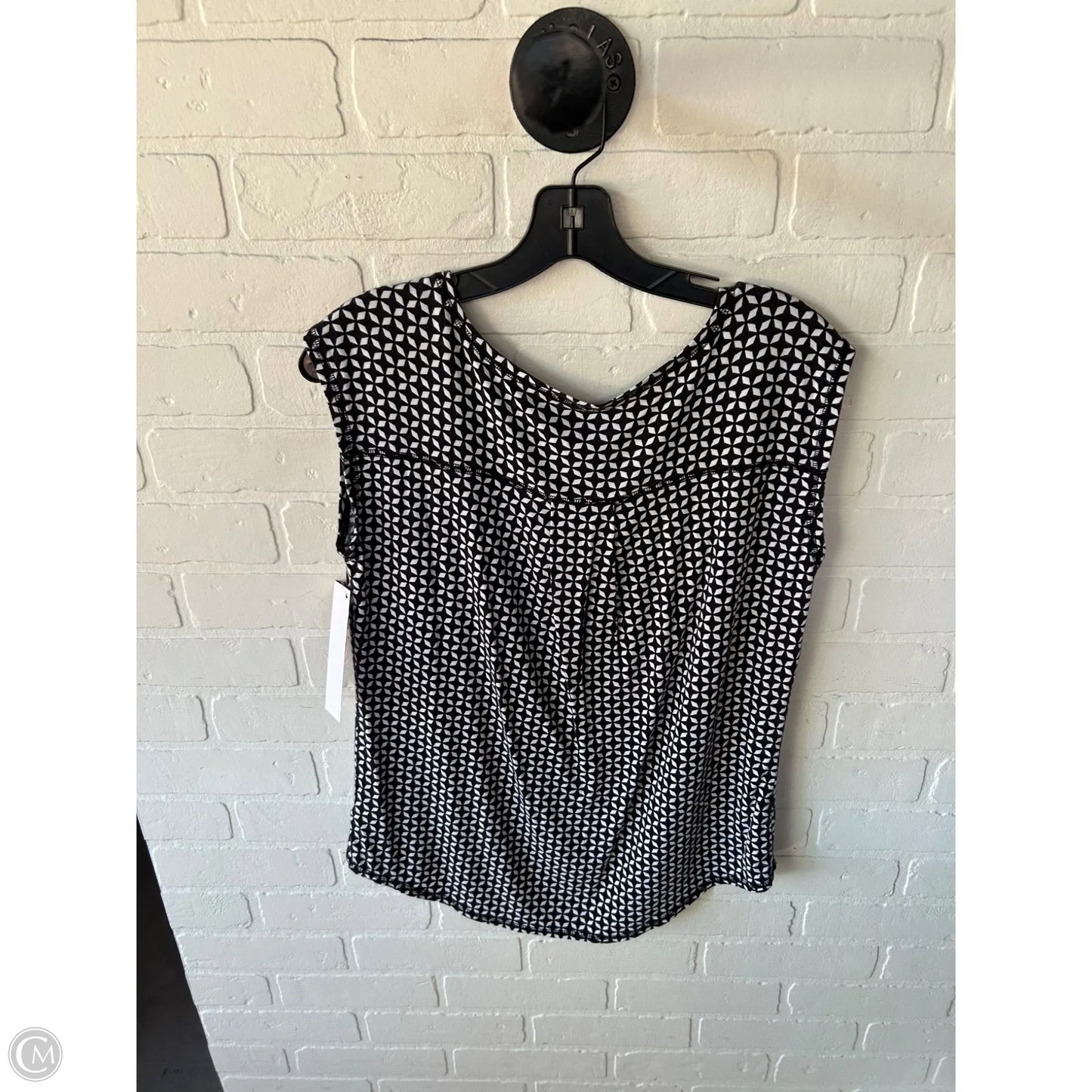 Top Sleeveless By Liz Claiborne In Black & White, Size: M