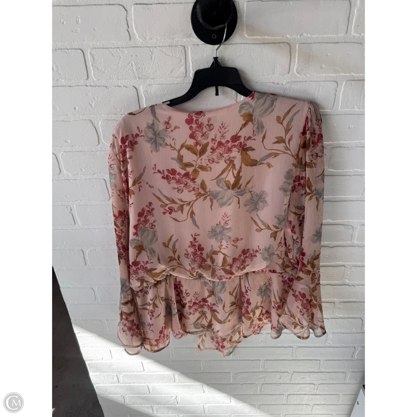 Top Long Sleeve By Vince Camuto In Peach, Size: Xl