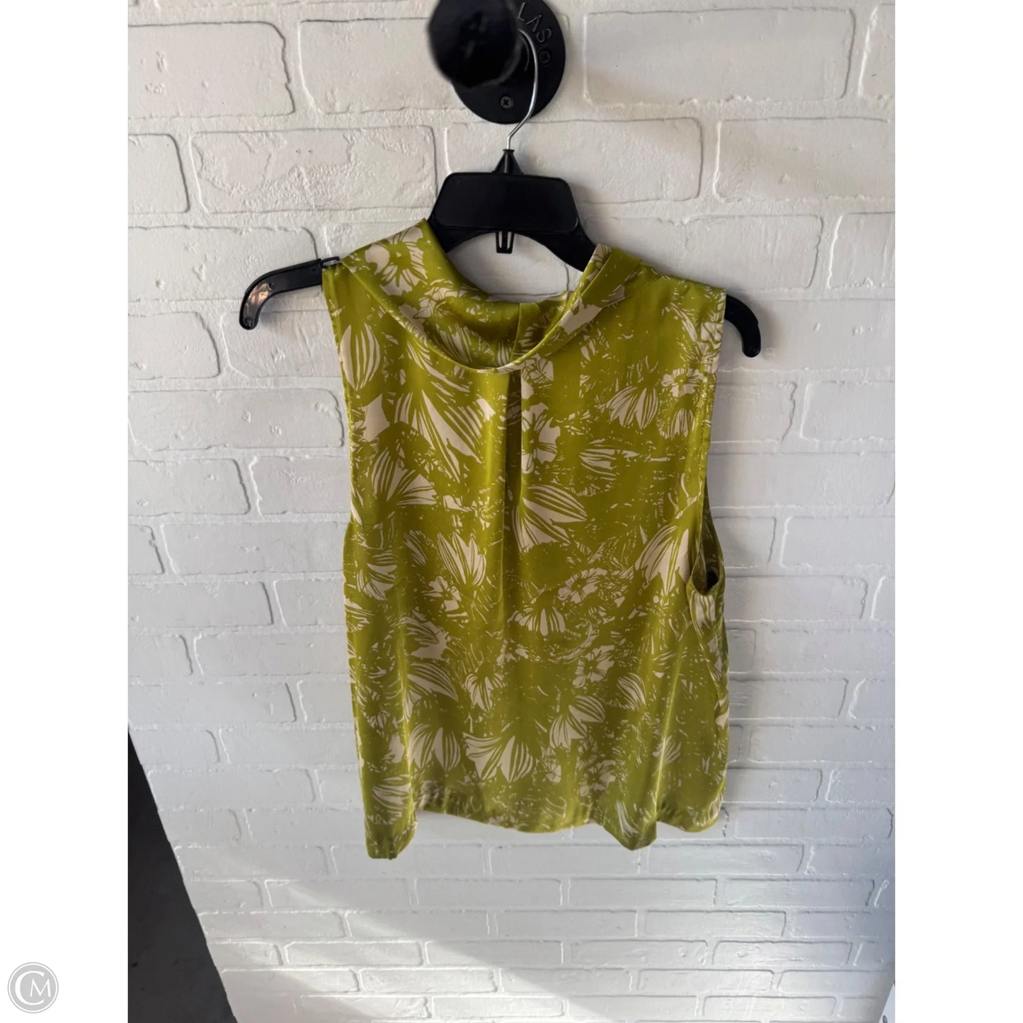 Top Sleeveless By Vince Camuto In Green, Size: L
