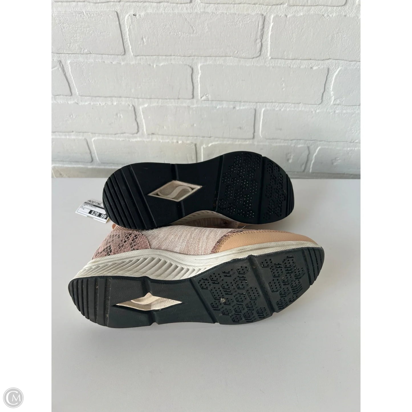 Shoes Athletic By Skechers In Tan, Size: 8