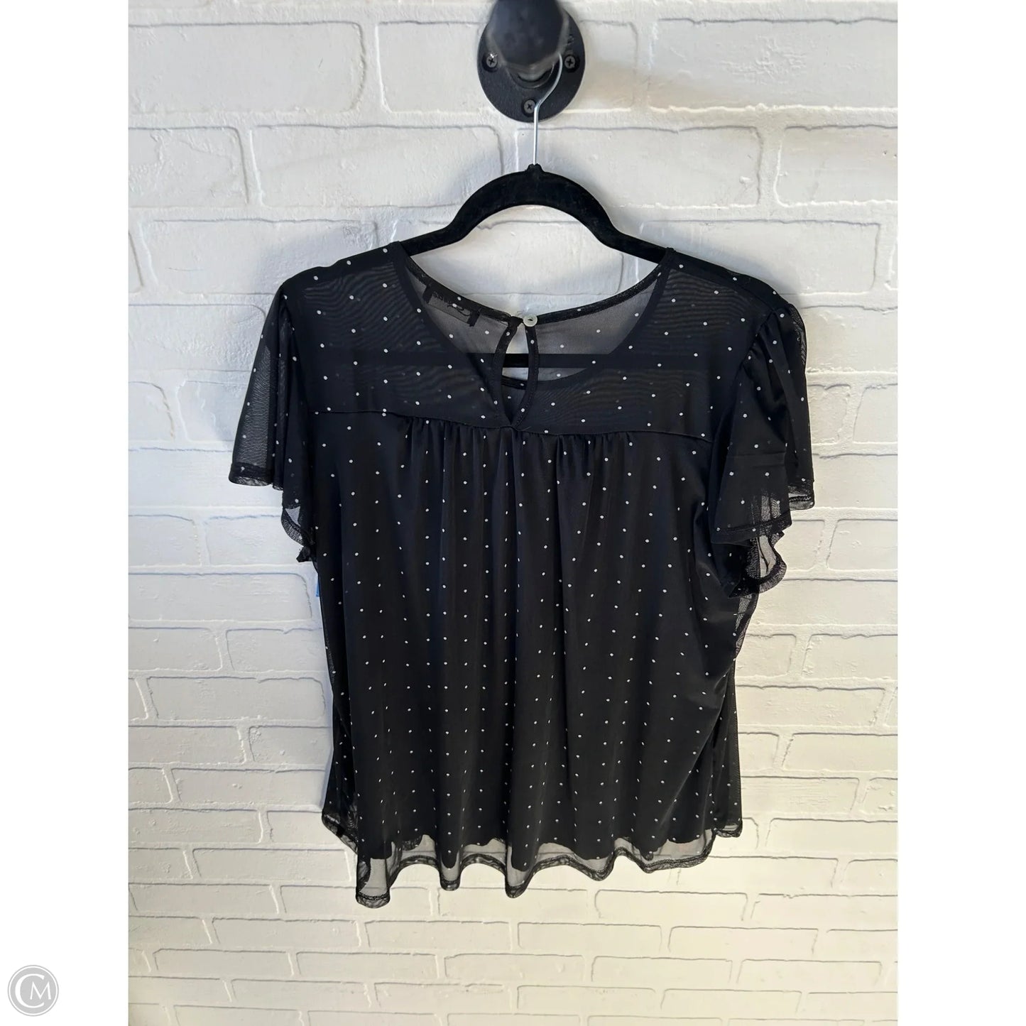 Top Short Sleeve By Clothes Mentor In Black & White, Size: Xl