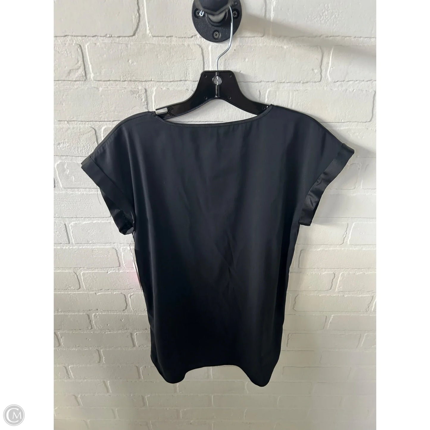 Top Short Sleeve By Express In Black, Size: S
