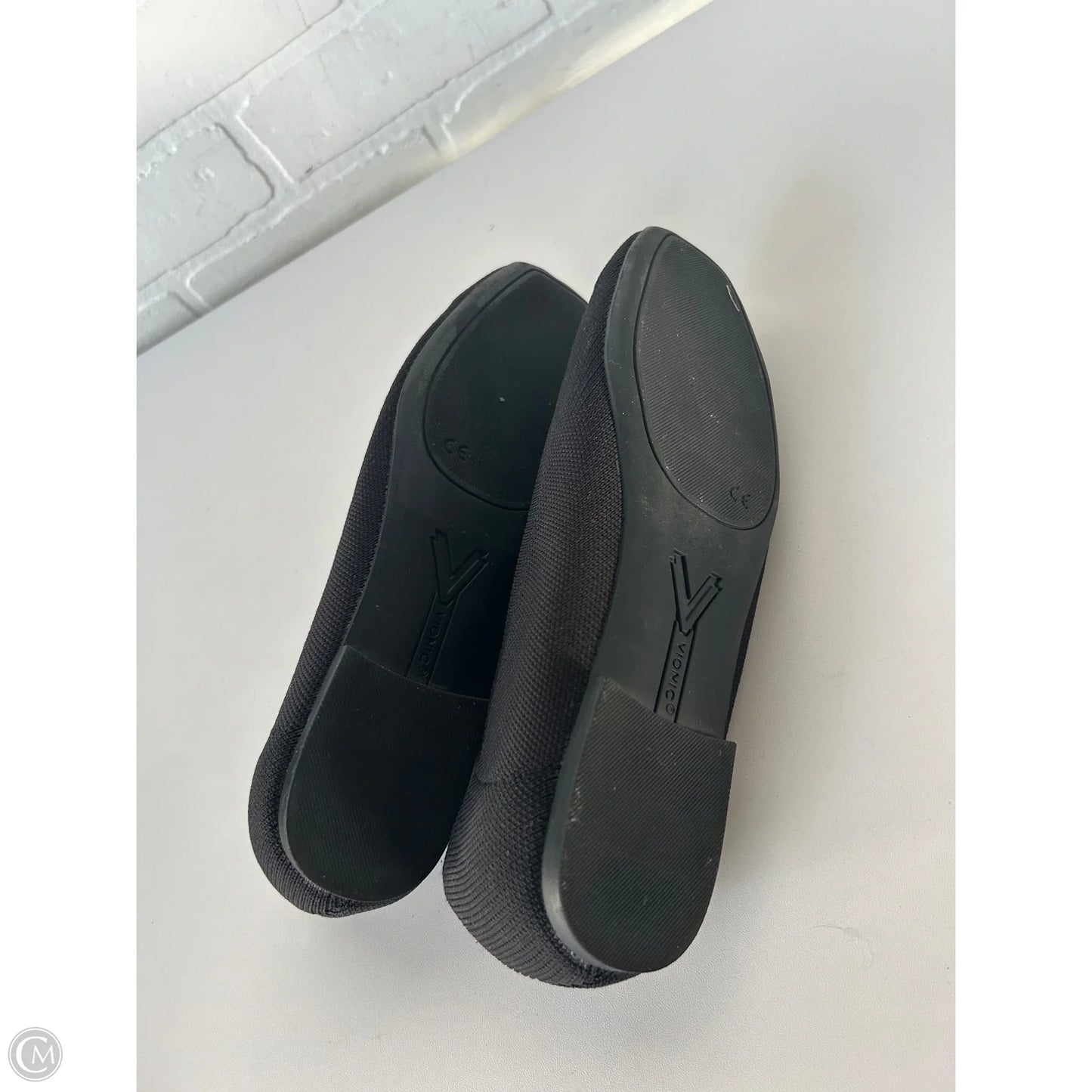 Shoes Flats By Vionic In Black, Size: 8.5