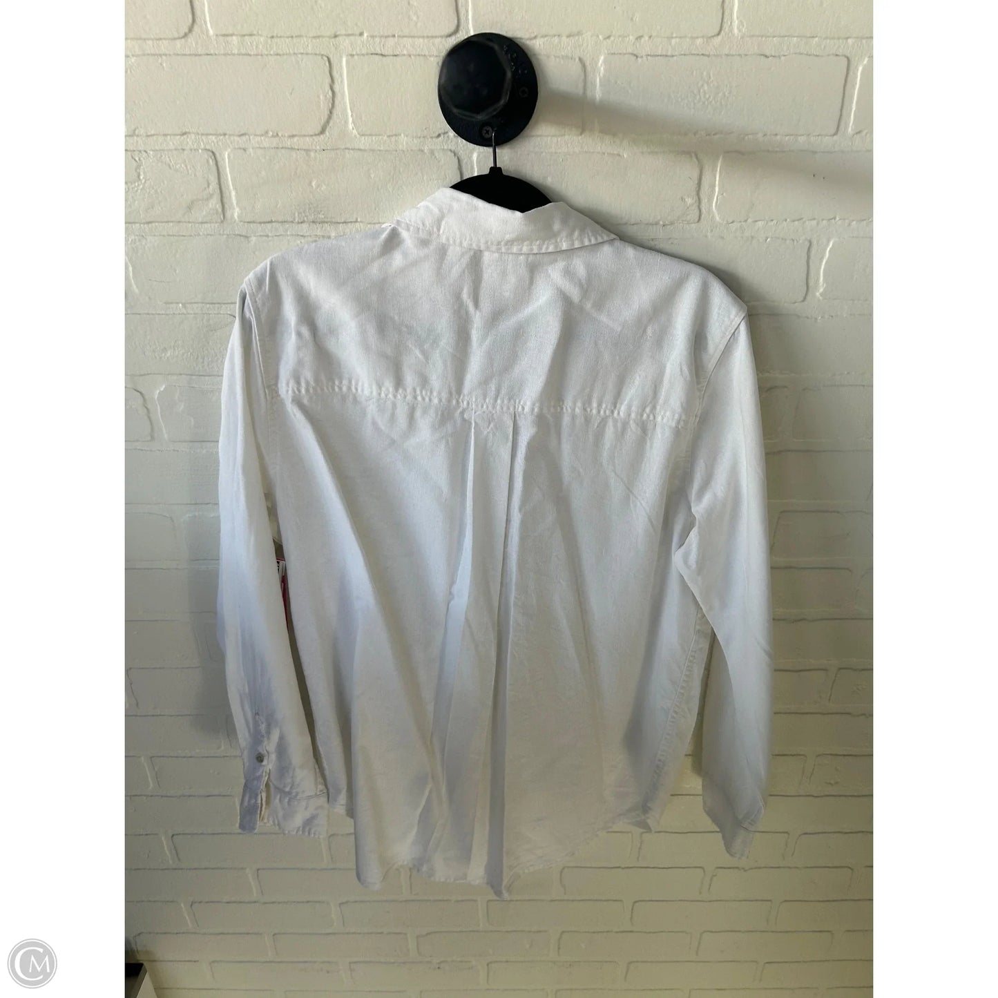 Top Long Sleeve By Universal Thread In White, Size: L