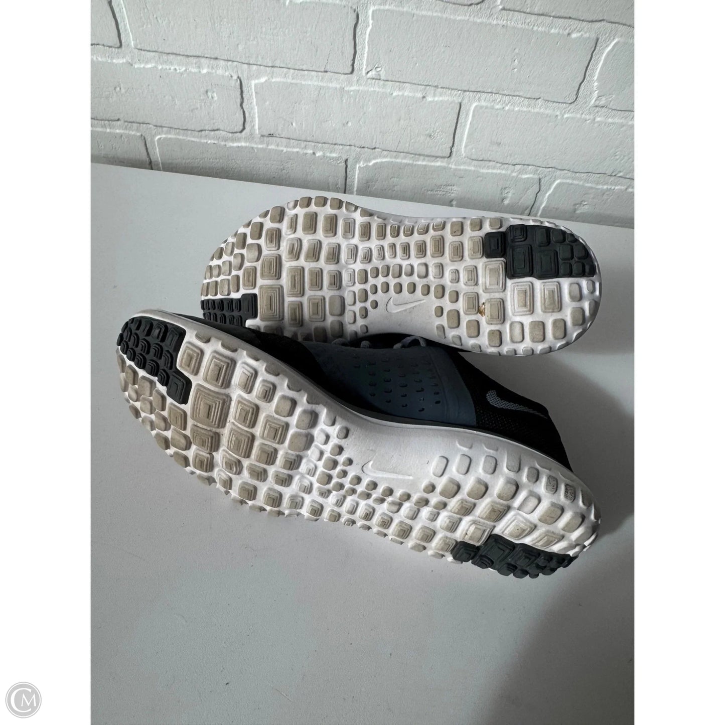 Shoes Athletic By Nike In Black & Grey, Size: 6