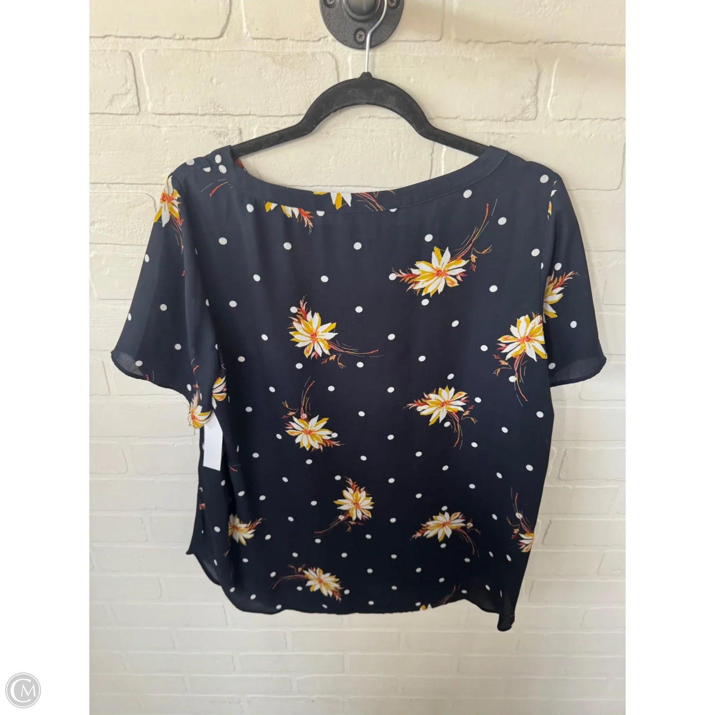 Top Short Sleeve By Banana Republic In Navy, Size: M