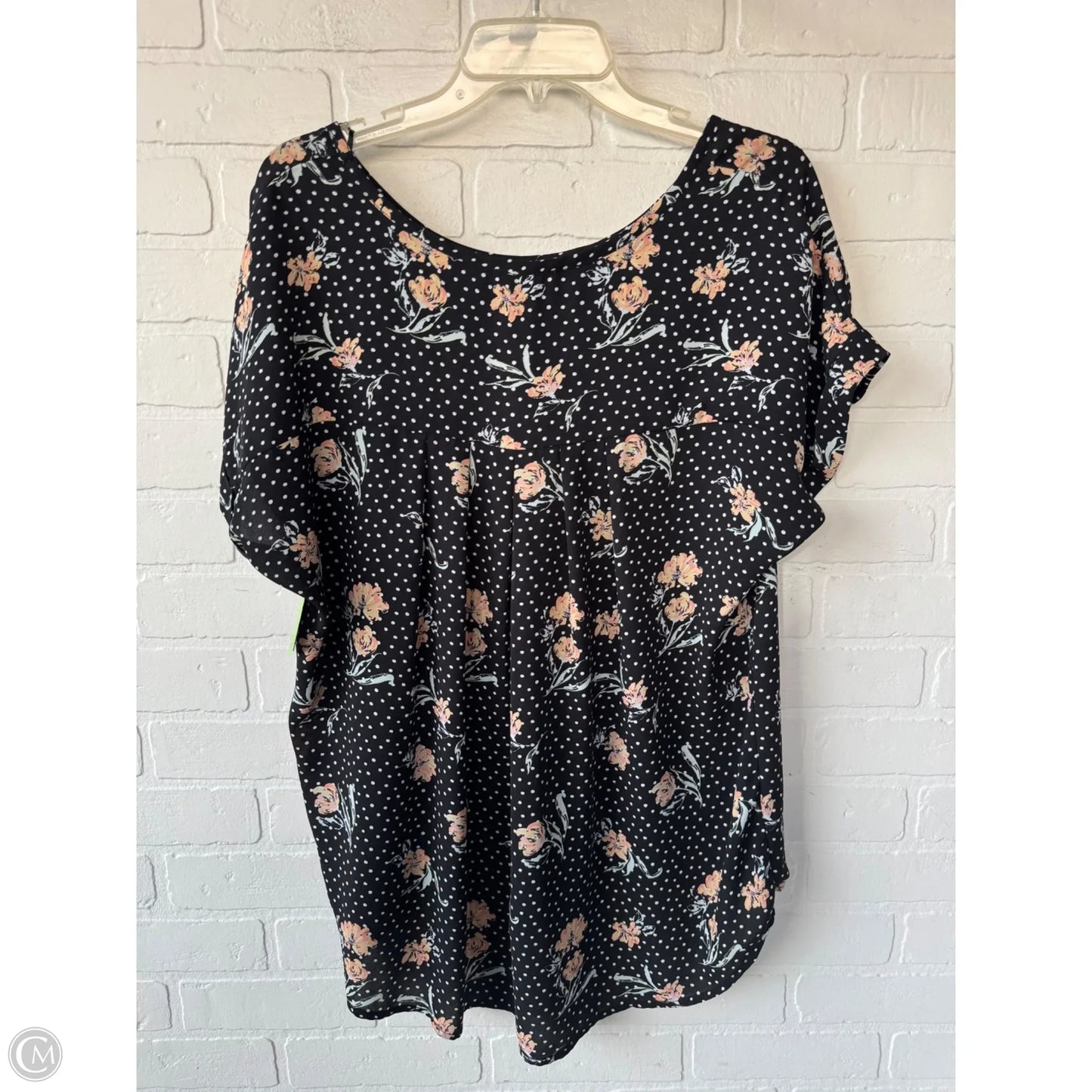 Top Short Sleeve By Pleione In Black & White, Size: Xl