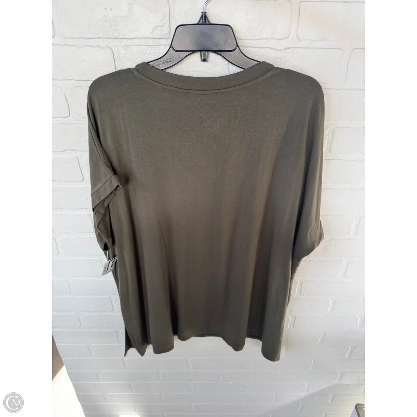Top Short Sleeve Basic By Tahari In Green, Size: 1x