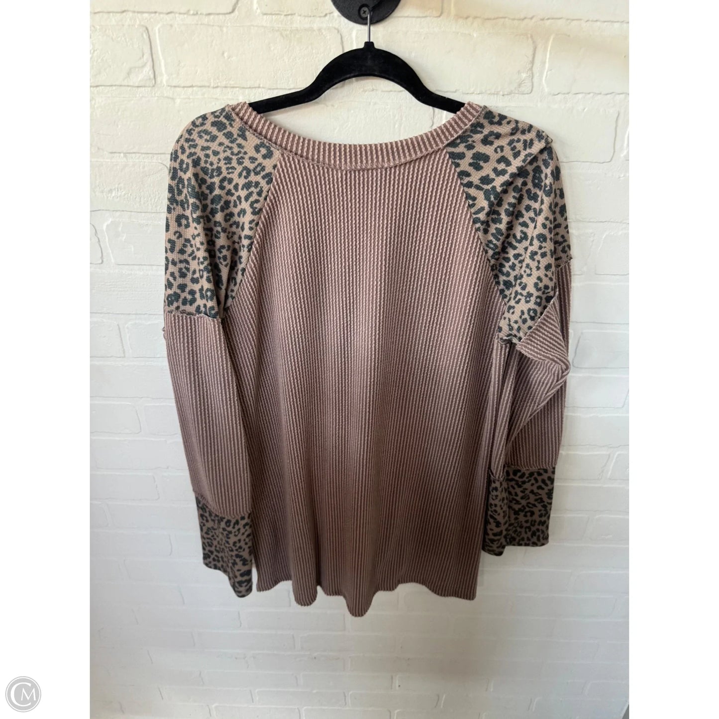 Top Long Sleeve By Heimish Usa In Brown, Size: L