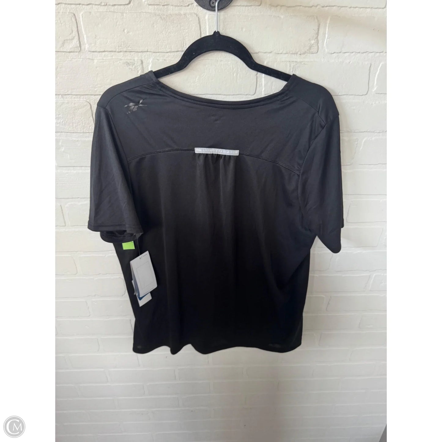 Athletic Top Short Sleeve By Reebok In Black, Size: Xl