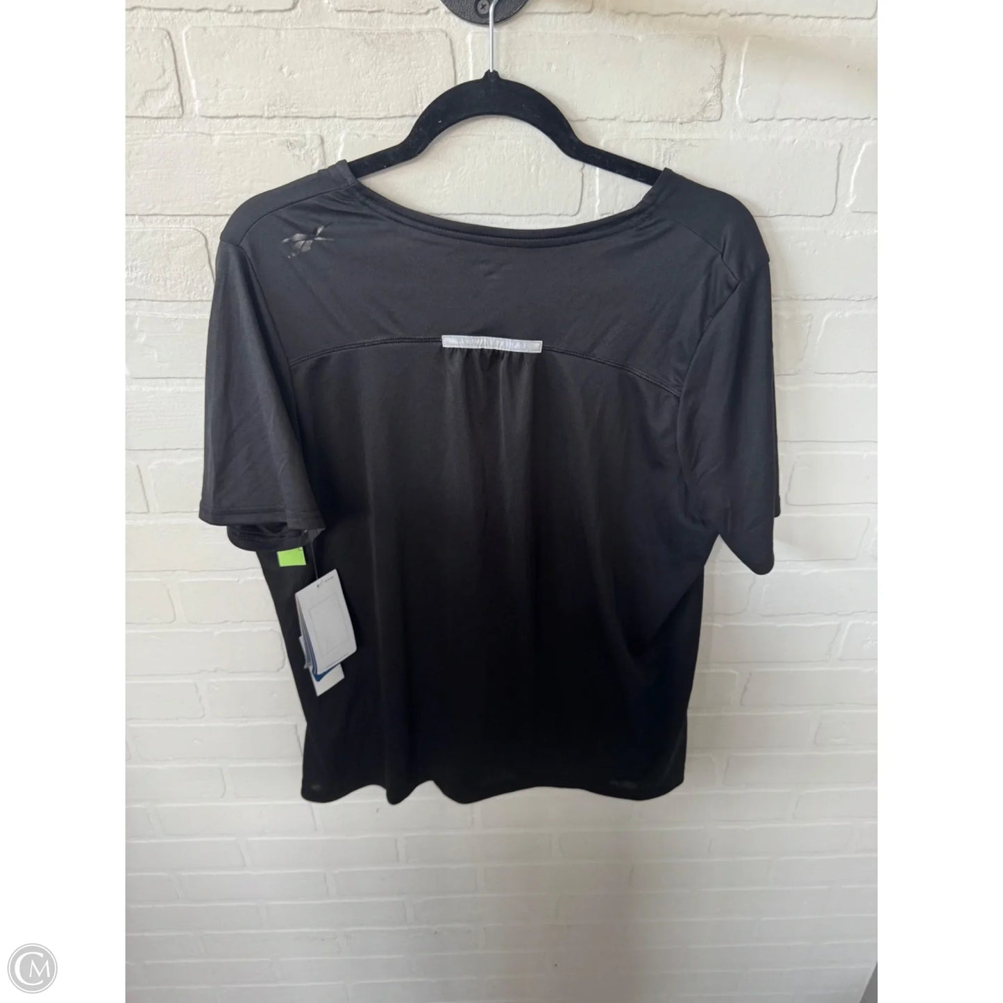 Athletic Top Short Sleeve By Reebok In Black, Size: Xl