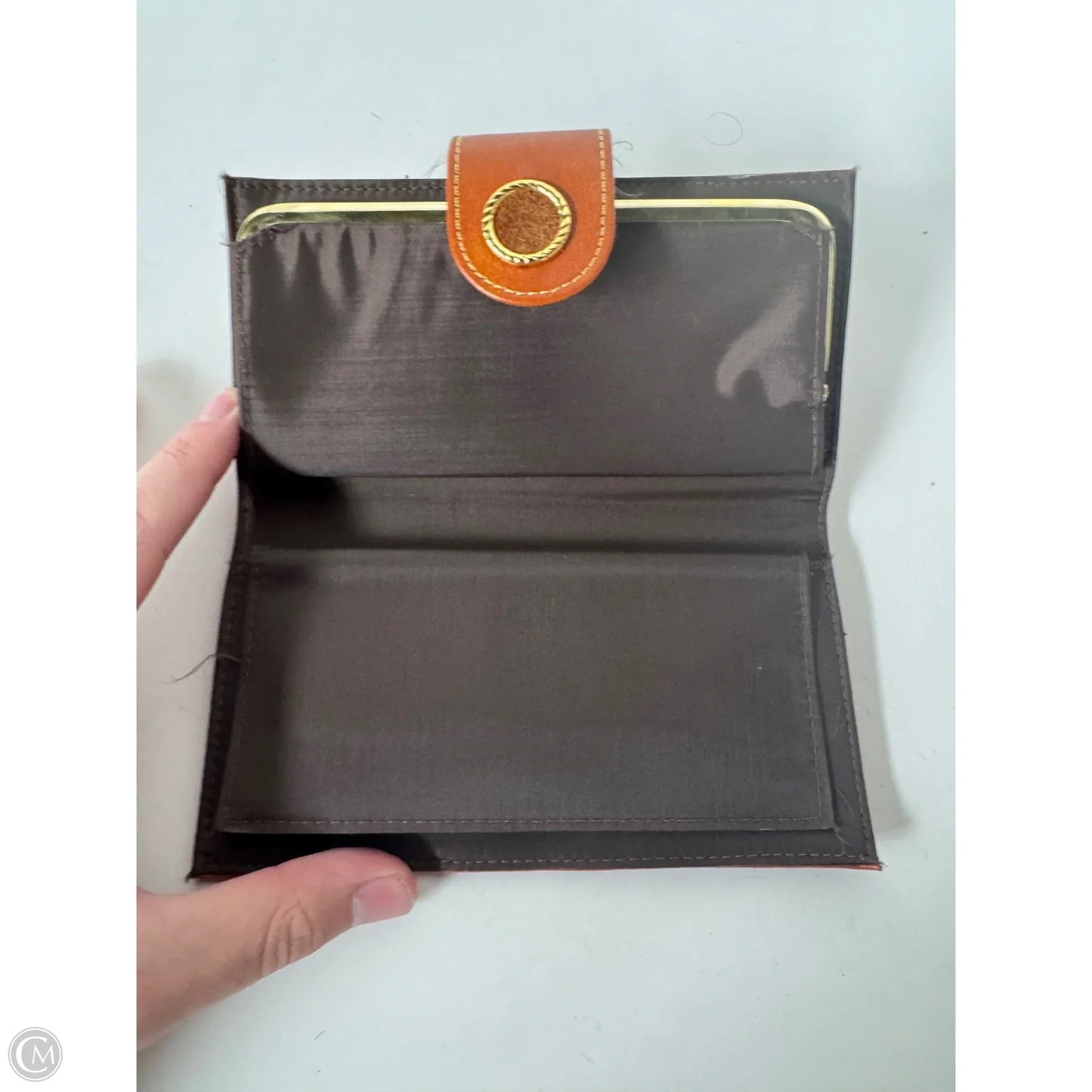 Wallet Leather By Clothes Mentor, Size: Medium