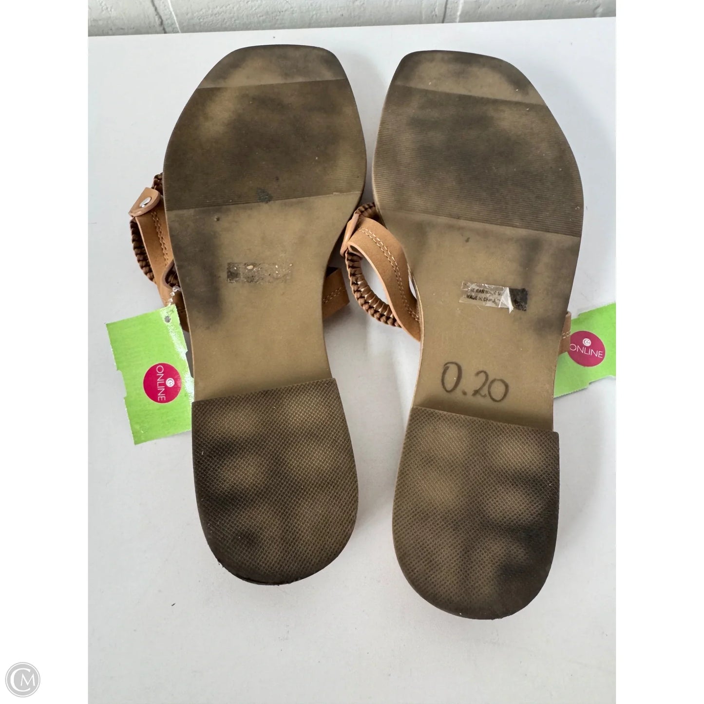 Sandals Flip Flops By Dolce Vita In Tan, Size: 10