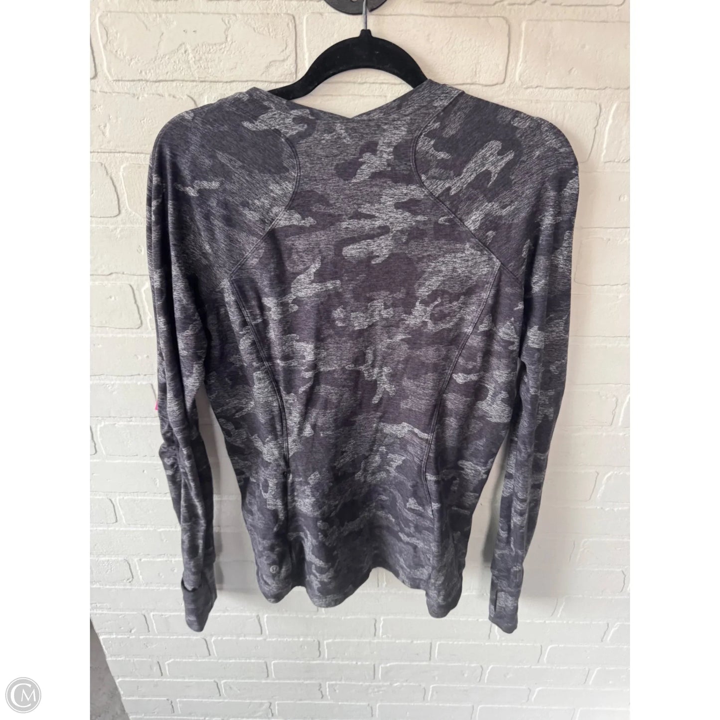 Athletic Top Long Sleeve Crewneck By Lululemon In Grey, Size: L