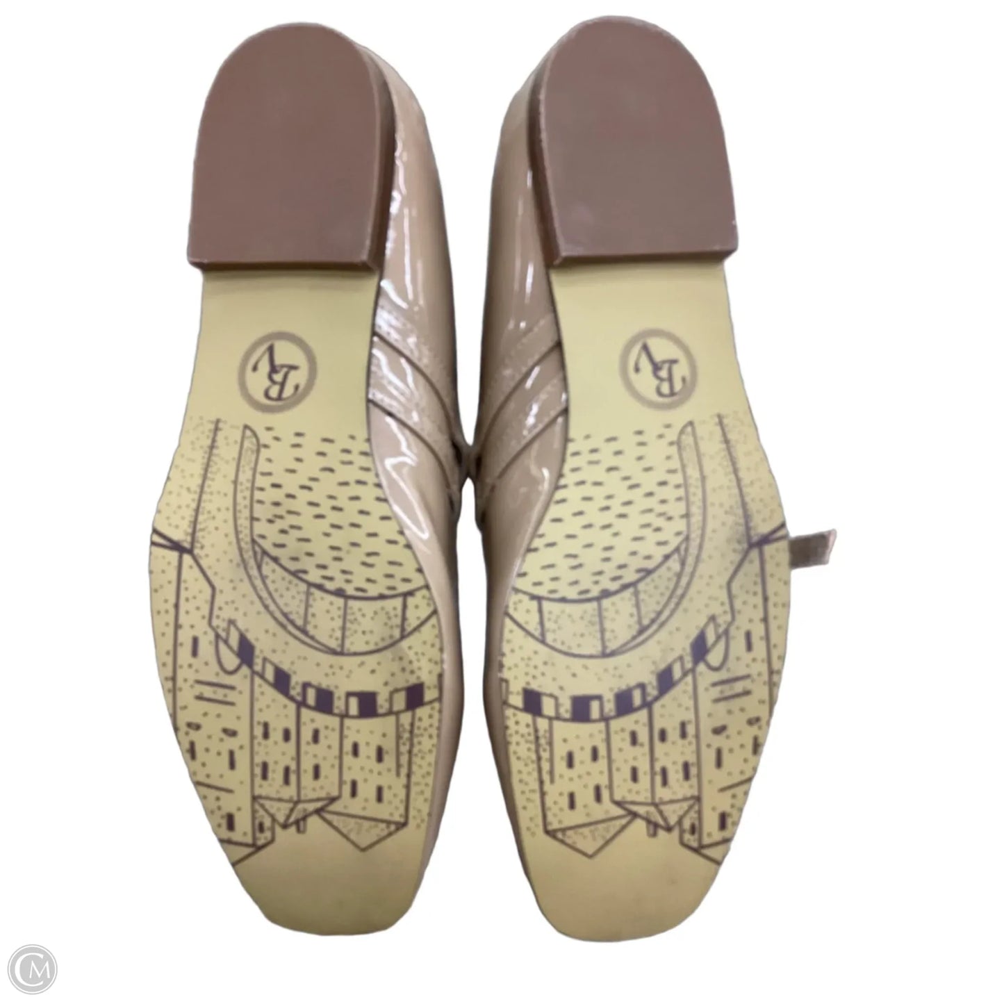Shoes Flats By Cmc In Beige, Size: 8.5