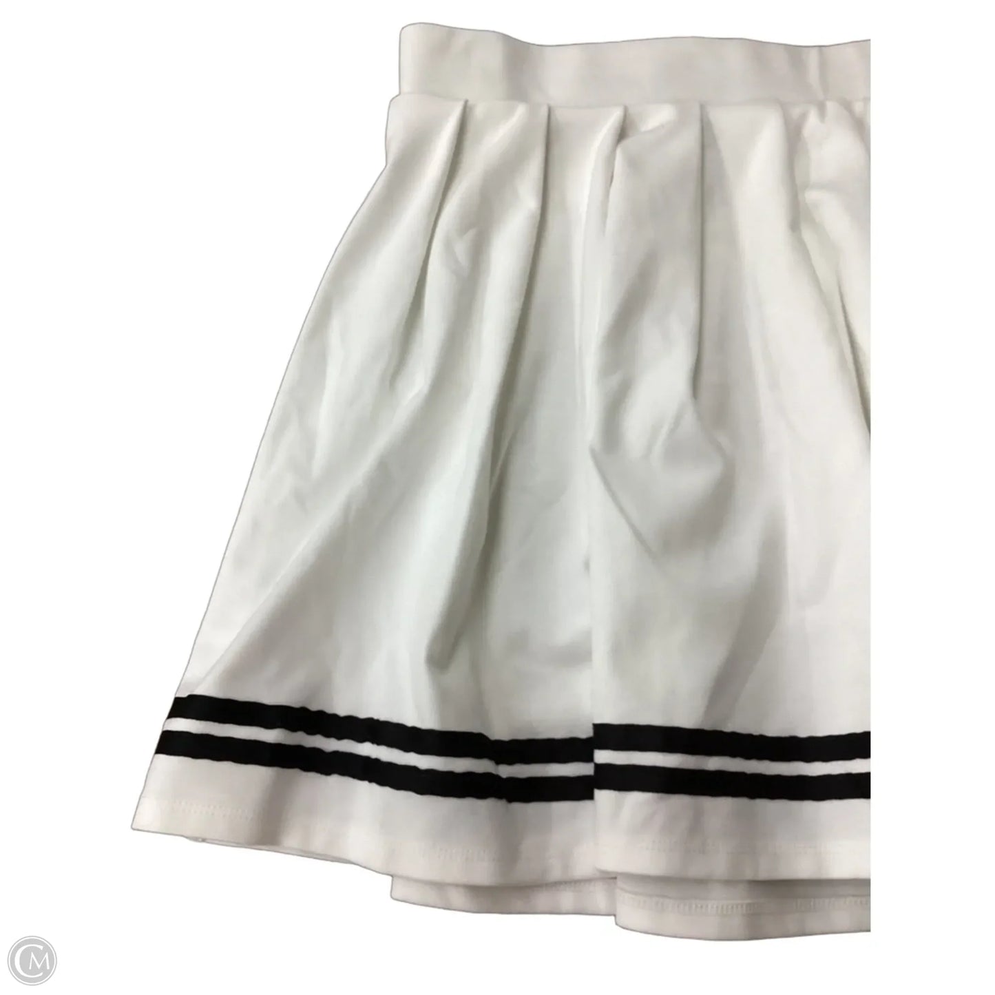 Skirt Mini & Short By Wild Fable In White, Size: S