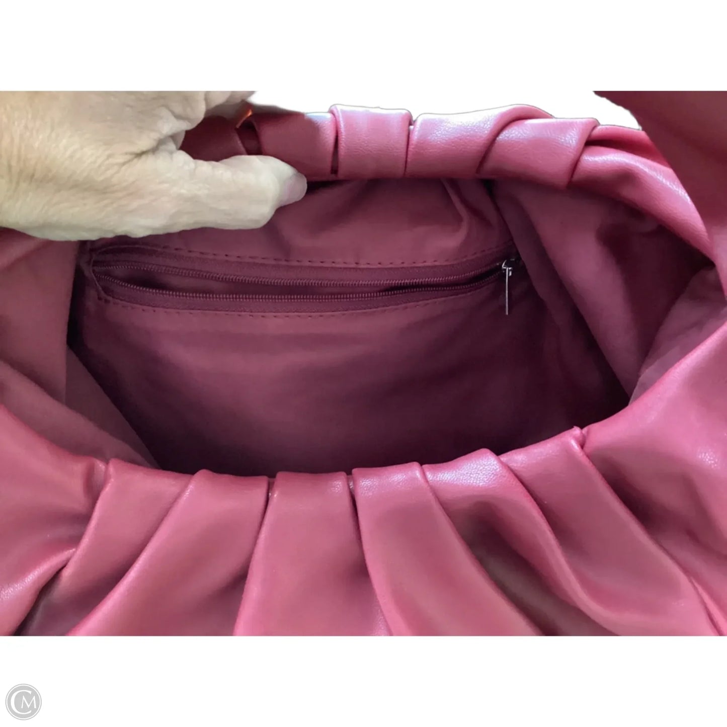 Handbag By Clothes Mentor, Size: Medium