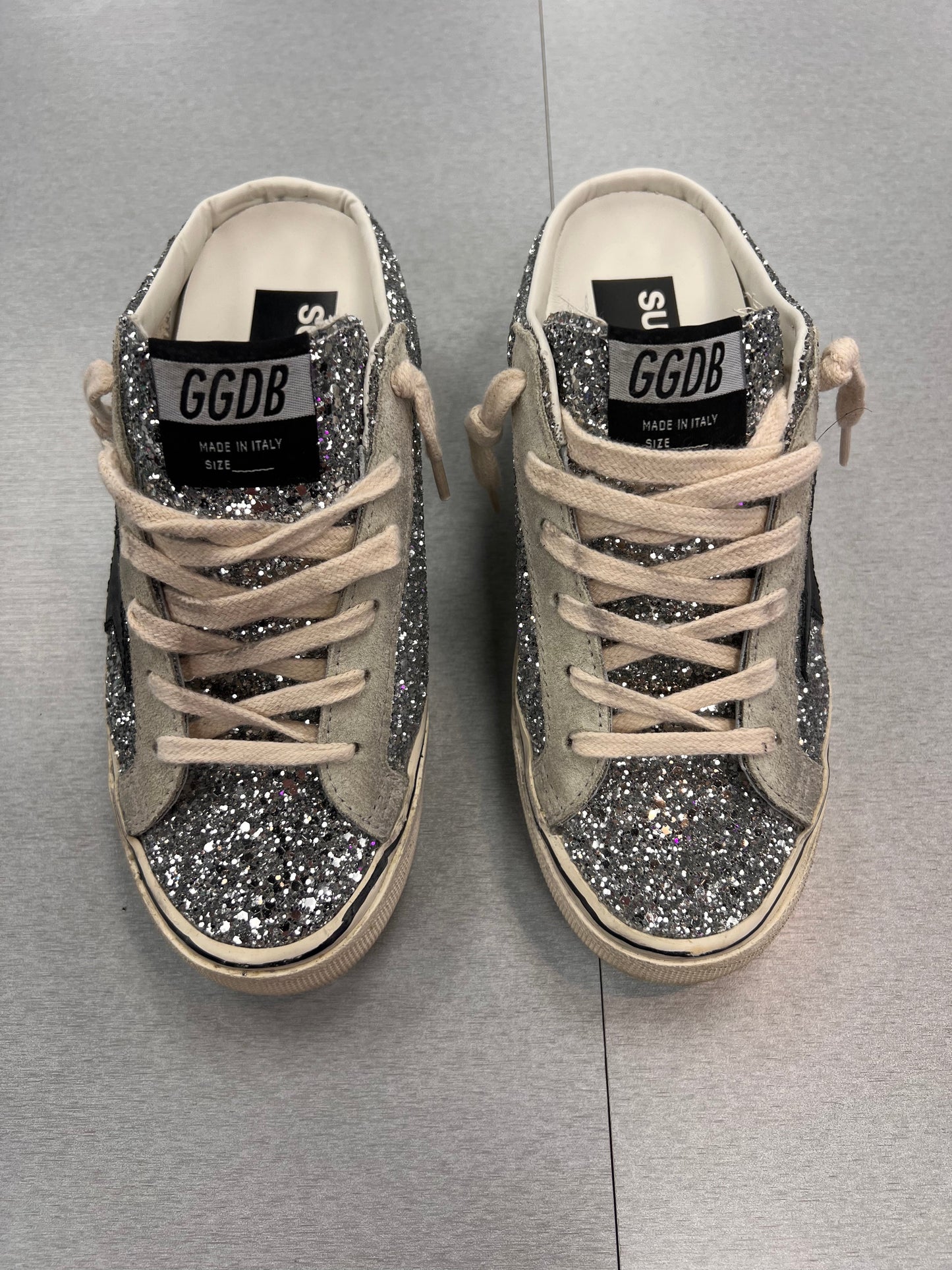 Shoes Sneakers By Golden Goose Size: 6