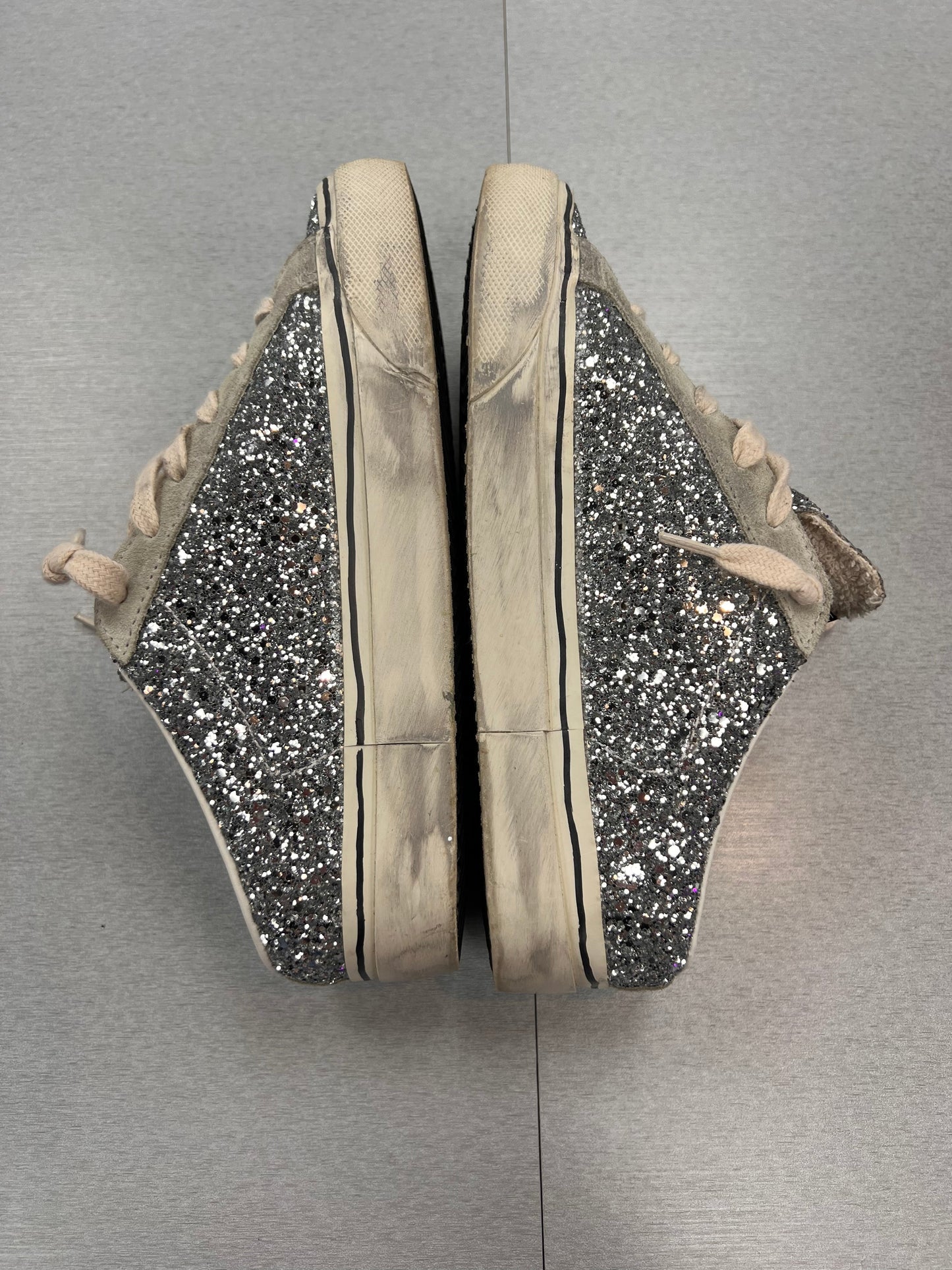 Shoes Sneakers By Golden Goose Size: 6