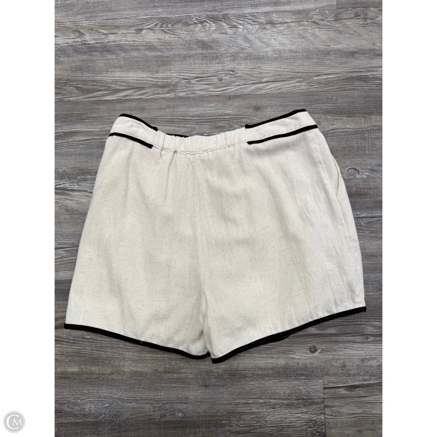 Shorts By The Worxshop In Cream, Size: L