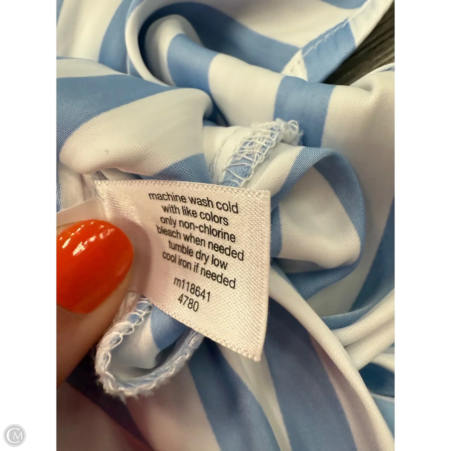 Top Long Sleeve By Lane Bryant In Blue & White, Size: 4x