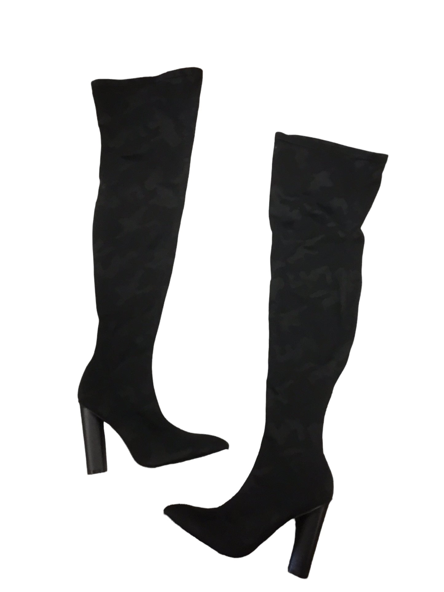 Boots Knee Heels By Clothes Mentor Size: 7