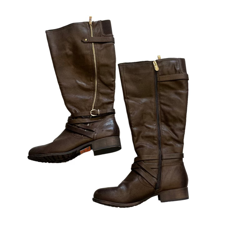 Boots Knee Flats By Clothes Mentor Size: 10