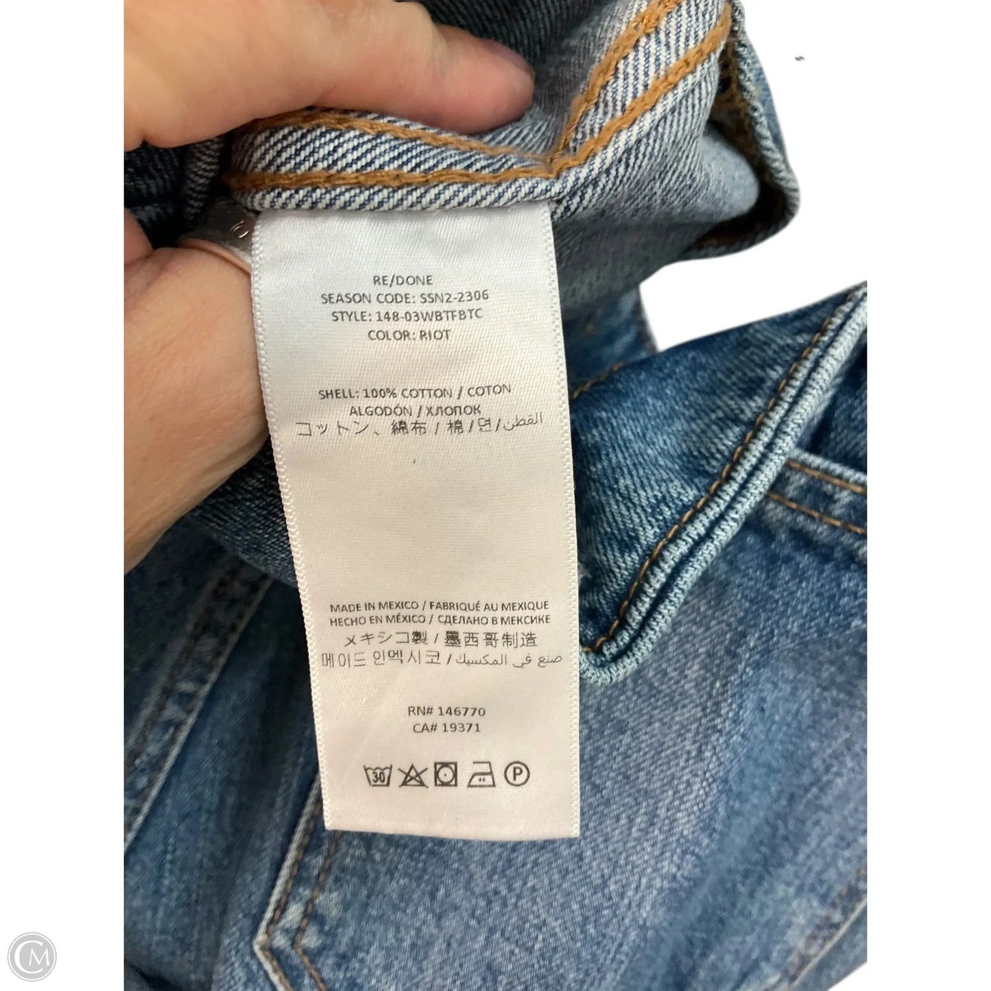 Jeans Boot Cut By Bloomingdales In Blue, Size: 4