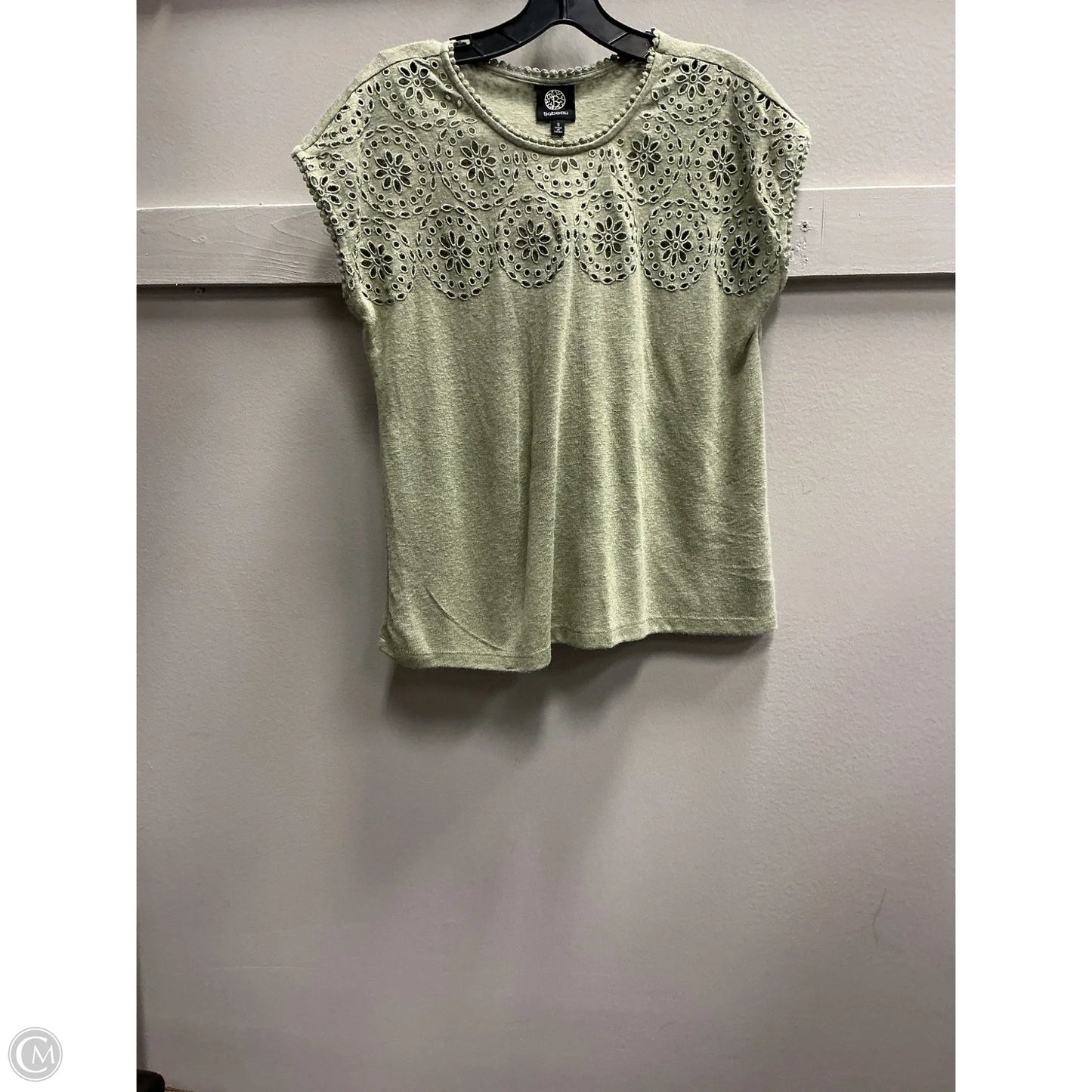 Top Sleeveless By Bobeau In Green, Size: S