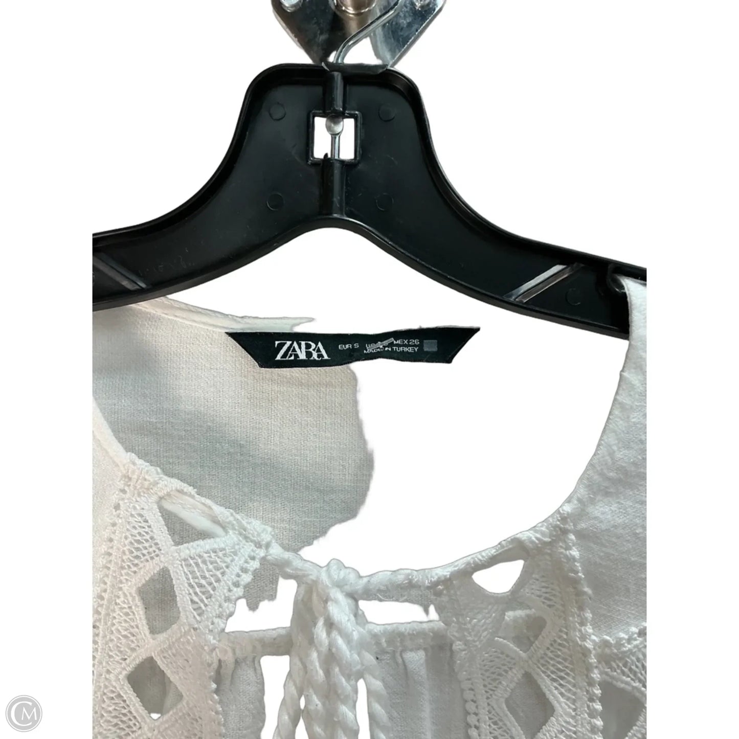 Top Long Sleeve By Zara In White, Size: S