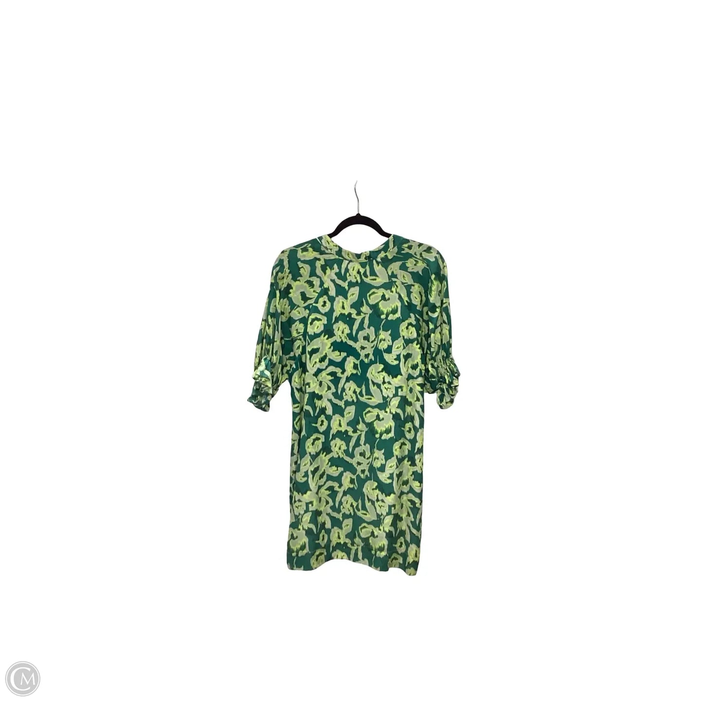 Dress Casual Short By Cmb In Green, Size: M