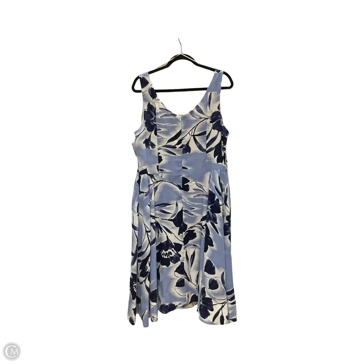 Dress Casual Short By Signature By Robbie Bee In Floral Print, Size: L