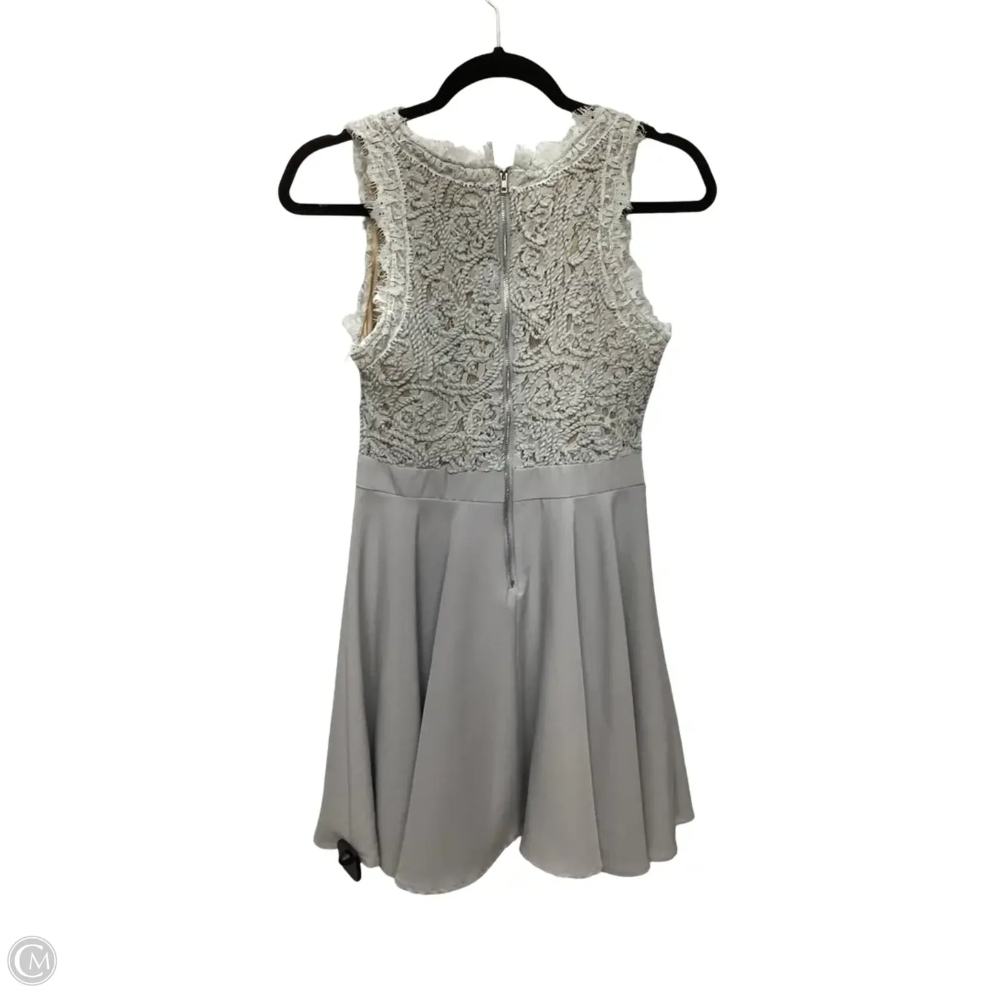 Dress Casual Short By Romeo And Juliet In Grey, Size: M