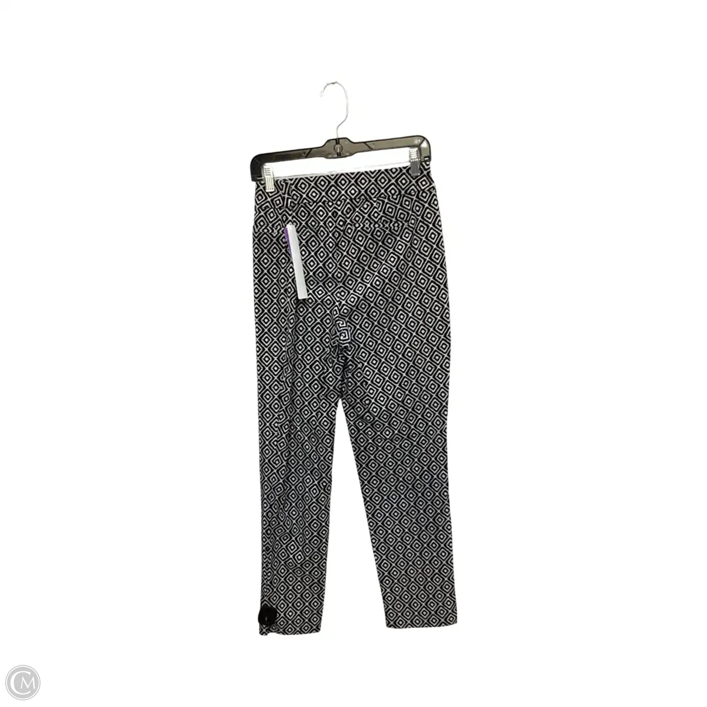 Pants Cropped By Chicos In Black & White, Size: M