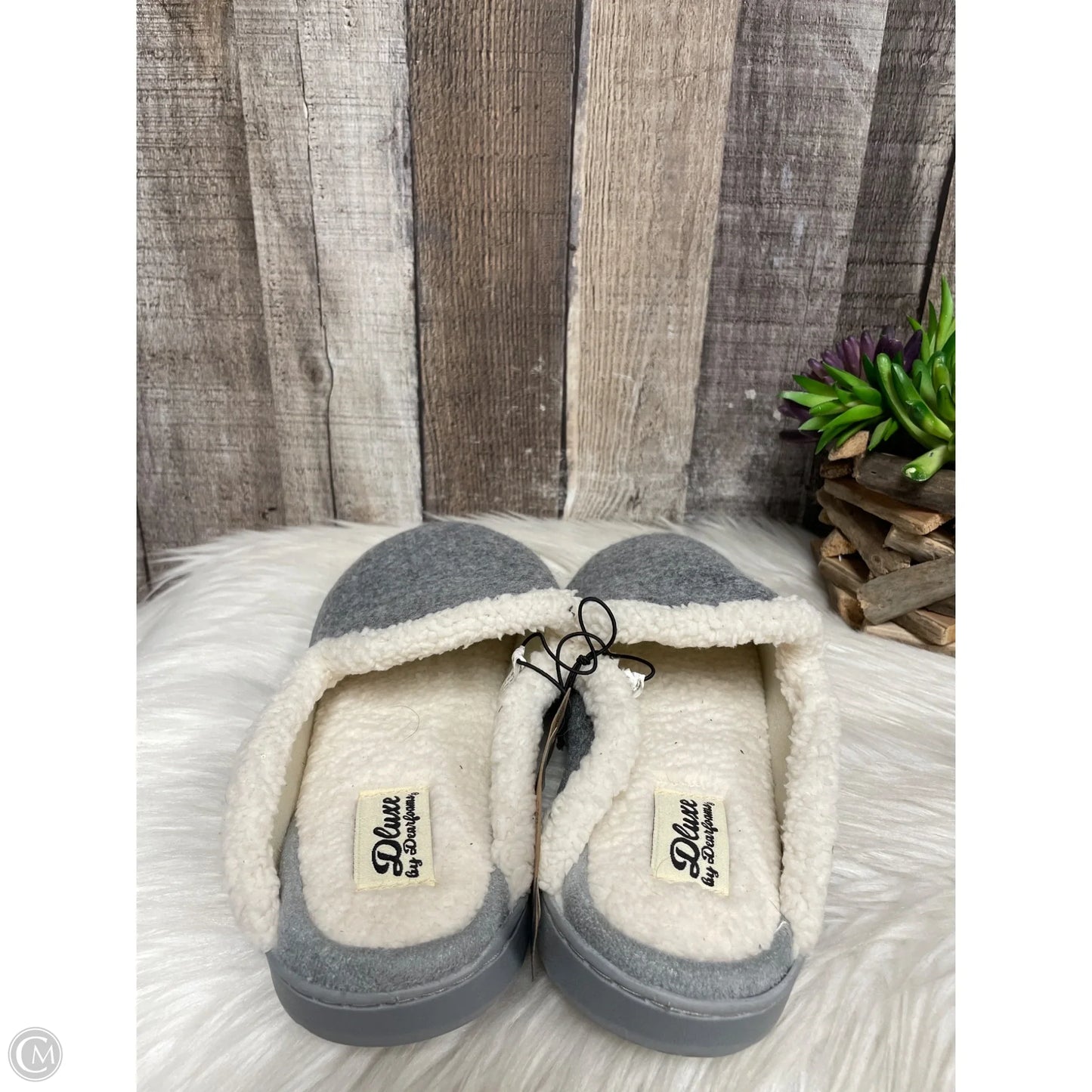 Slippers By Cme In Grey, Size: 7