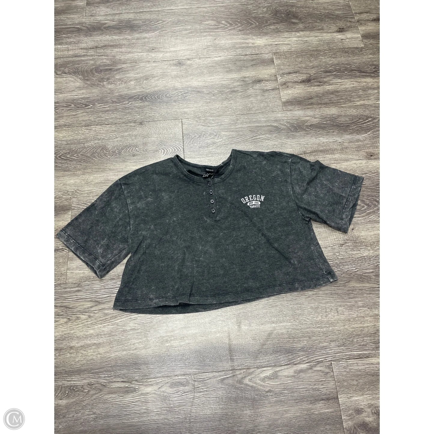 Top Short Sleeve By Forever 21 In Grey, Size: S