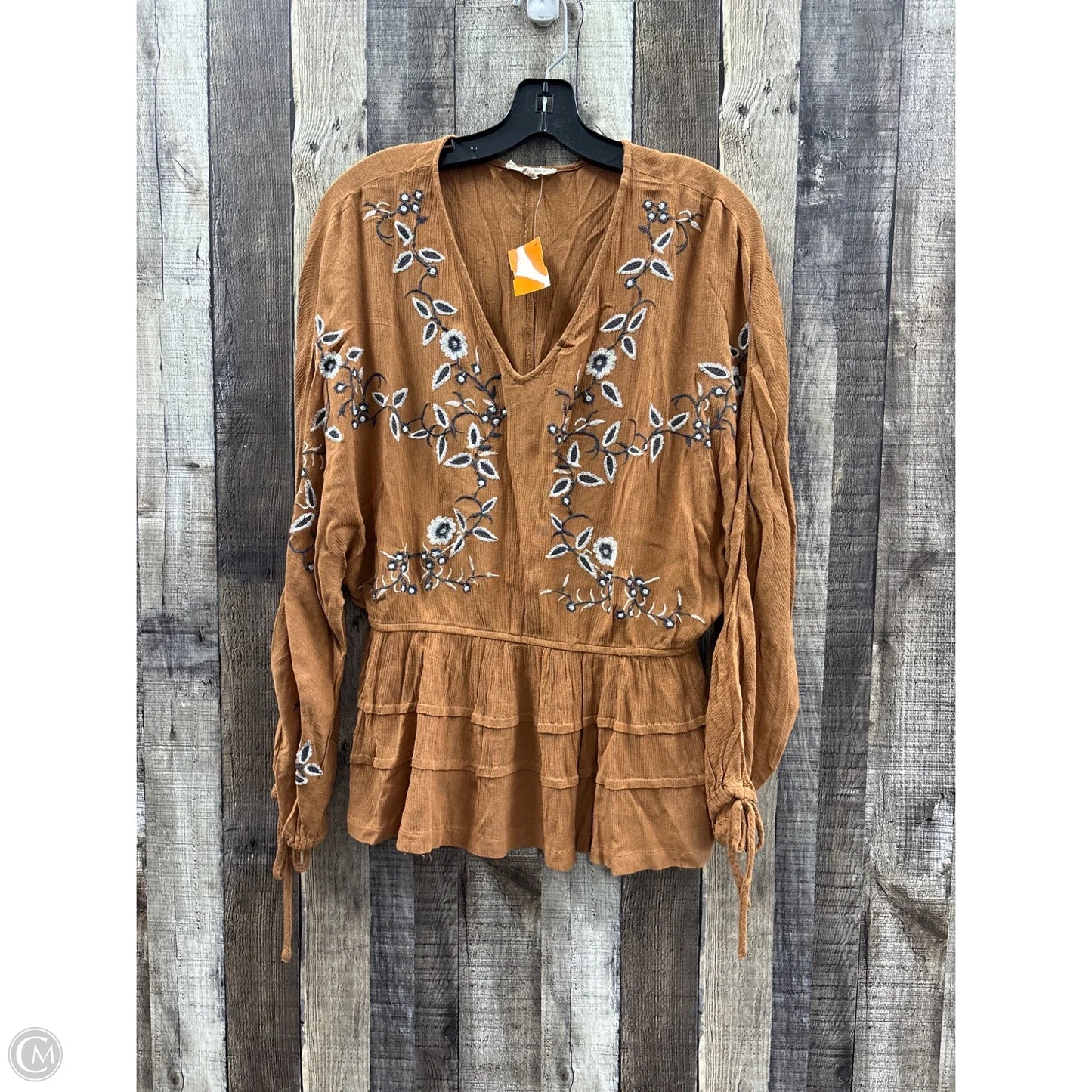 Top Long Sleeve By Entro In Brown, Size: L