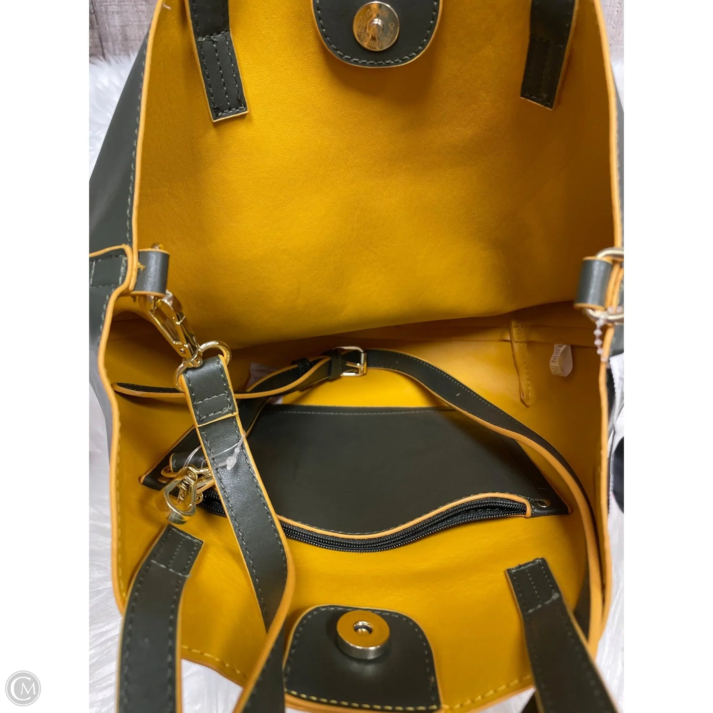 Handbag By Bcbg, Size: Medium