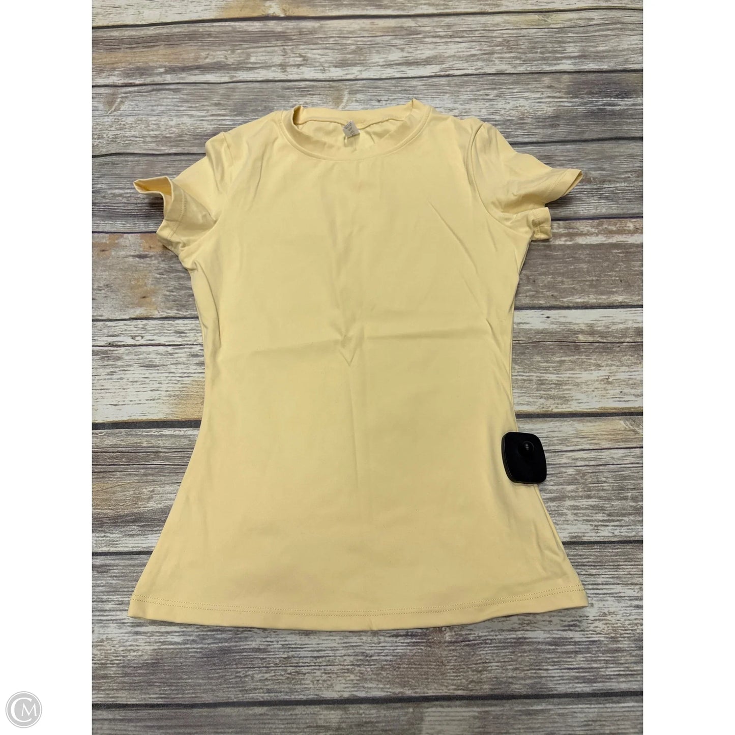 Top Short Sleeve By Cmf In Yellow, Size: M