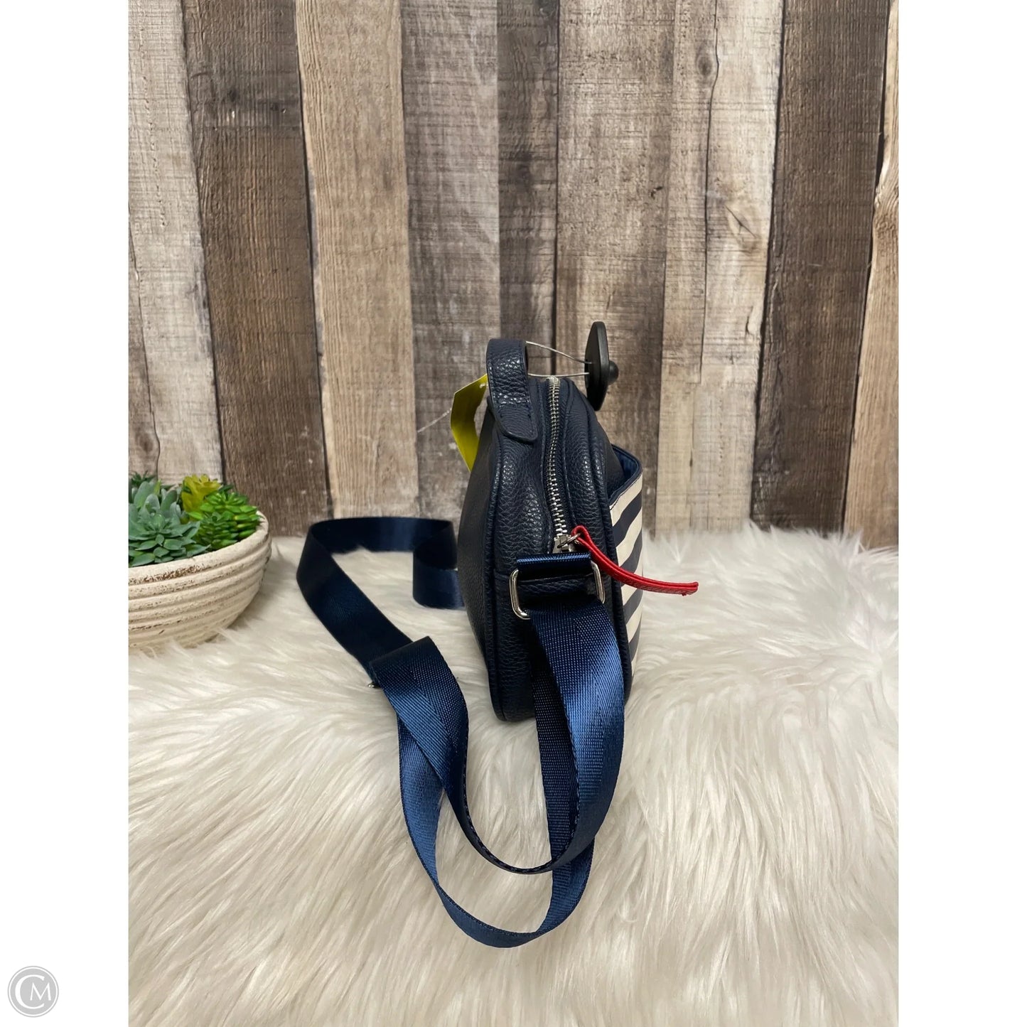 Crossbody By Nautica, Size: Small