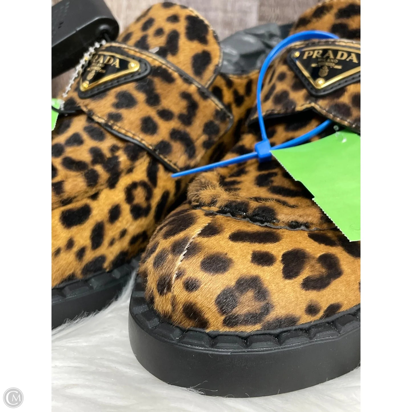 Shoes Luxury Designer By Prada In Animal Print, Size: 8.5